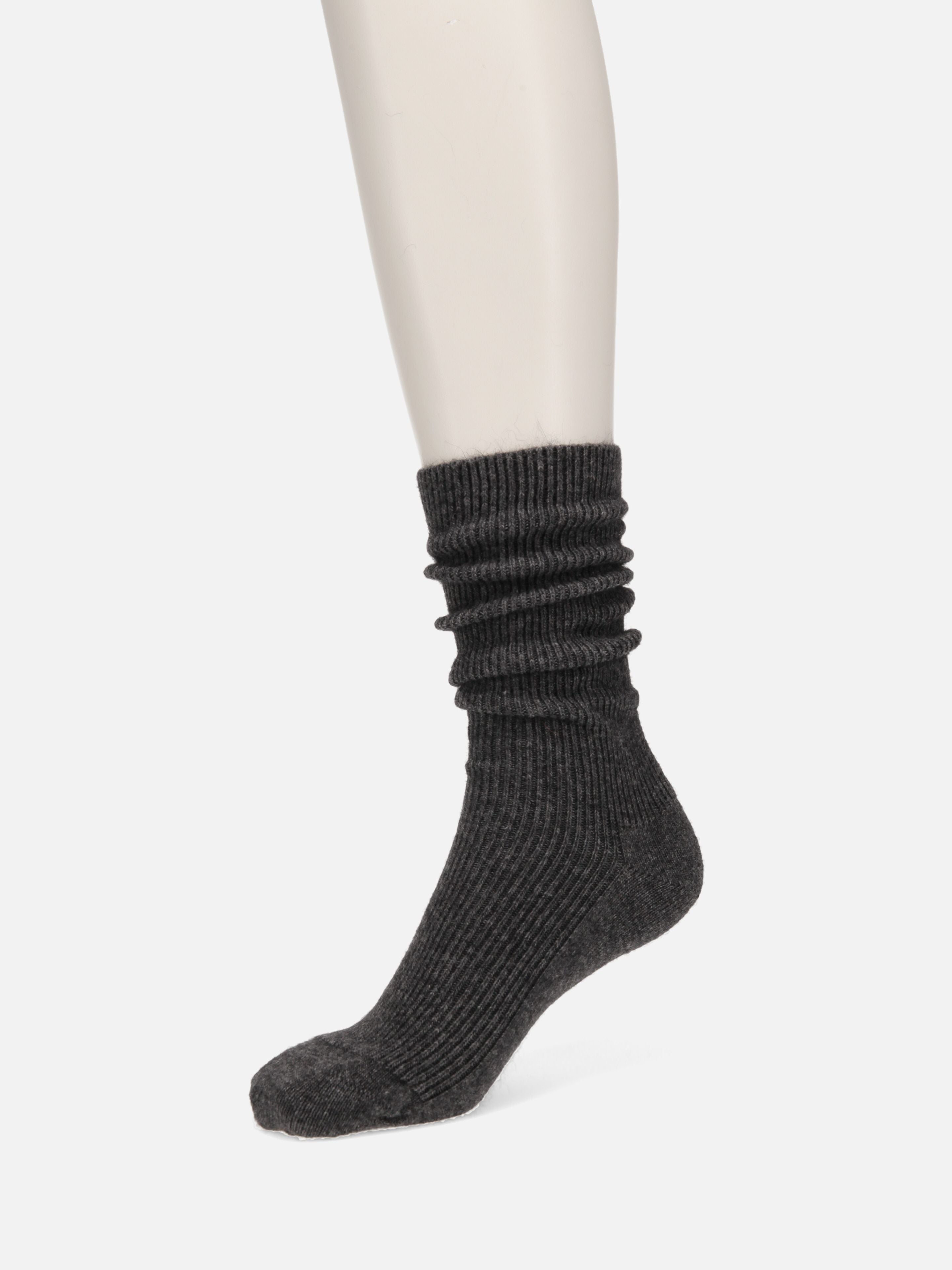 Tabio Angora Ribbed 3/4 Socks product image