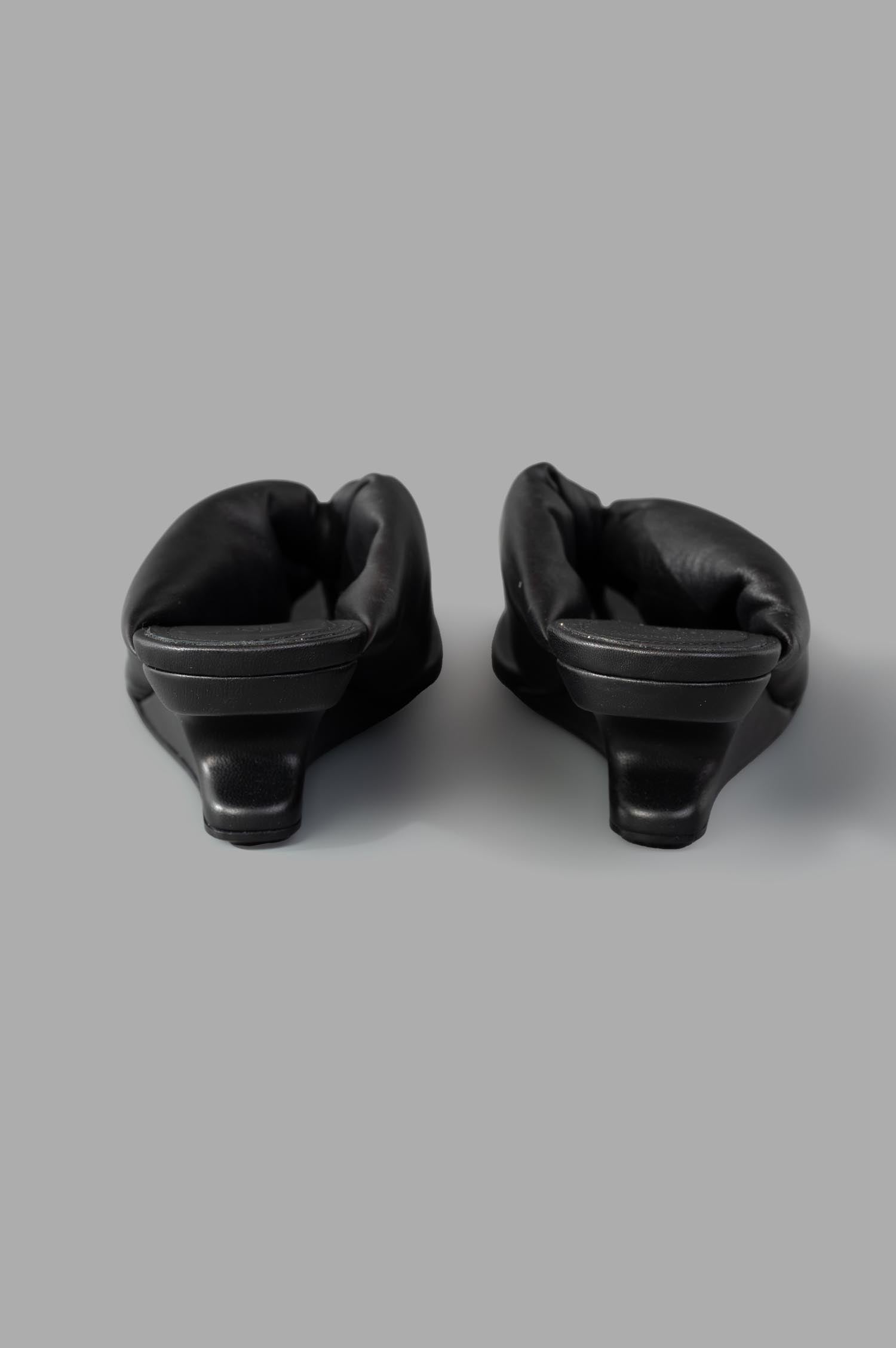 Rick Owens Hollywood Thong Cantilever sandals featuring a square toe and padded leather strap, viewed from the back.