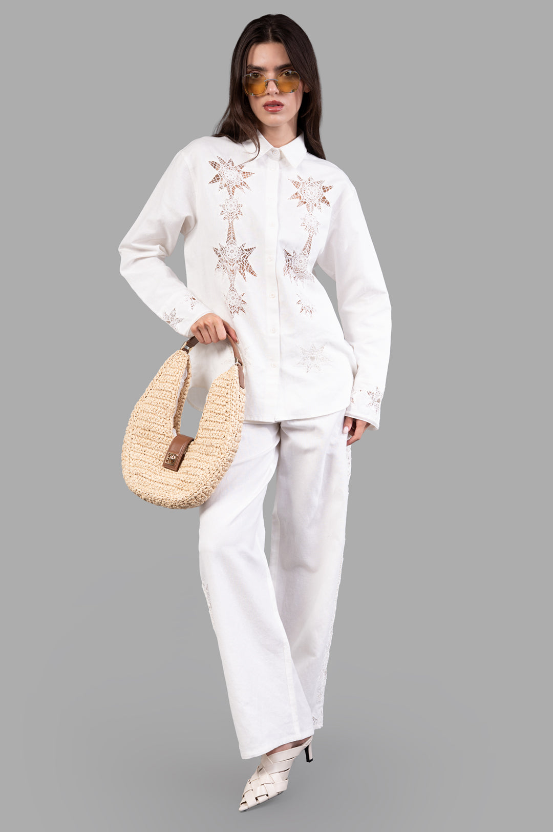 Zadig & Voltaire Elfy Cotton Wide-leg Pants on-model, off-white, high-rise, flowing ankle-length silhouette.