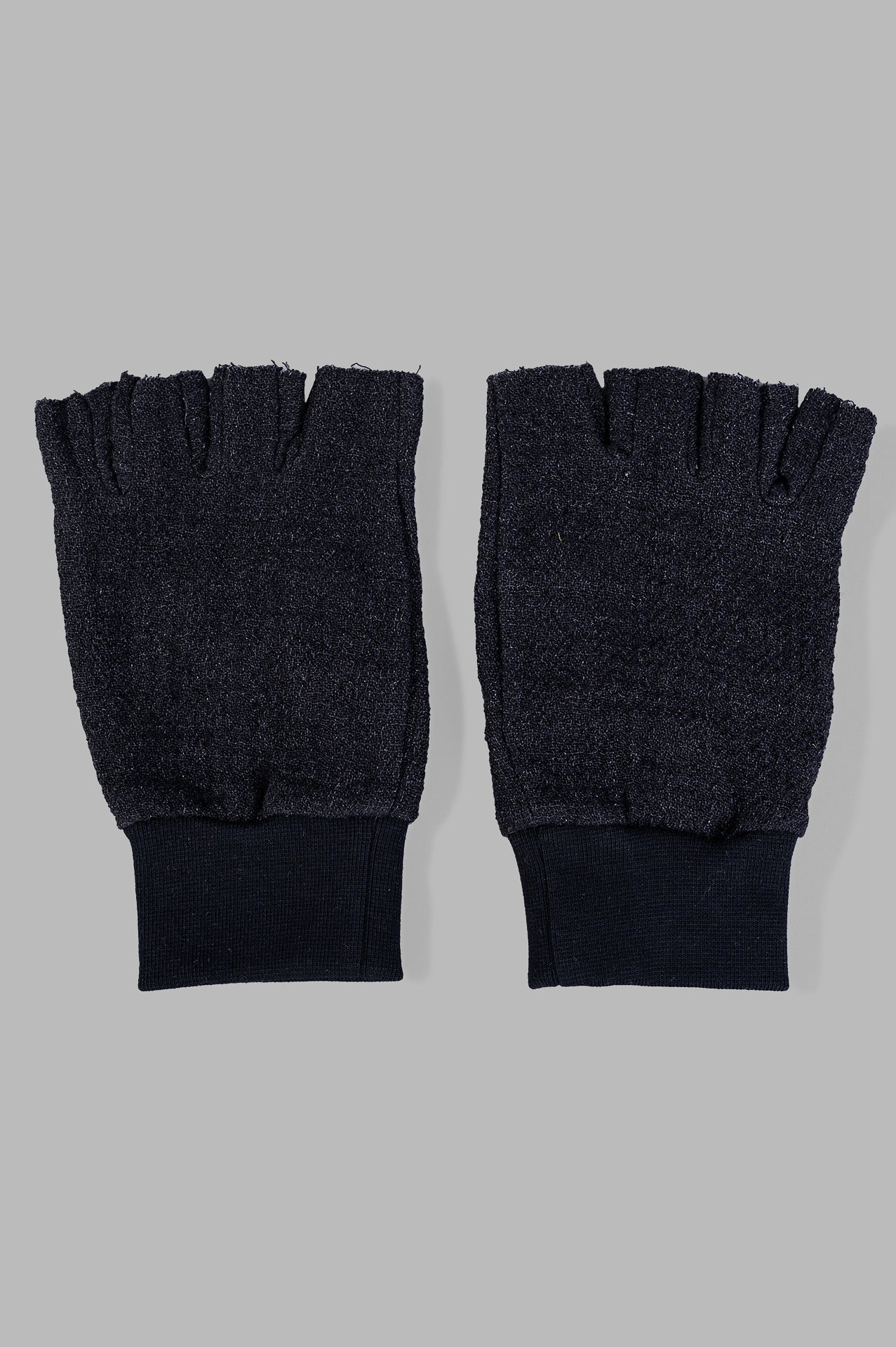 Marc Point black fingerless gloves, front view, ribbed cuff, 51% linen, 36% cotton, 13% wool blend.