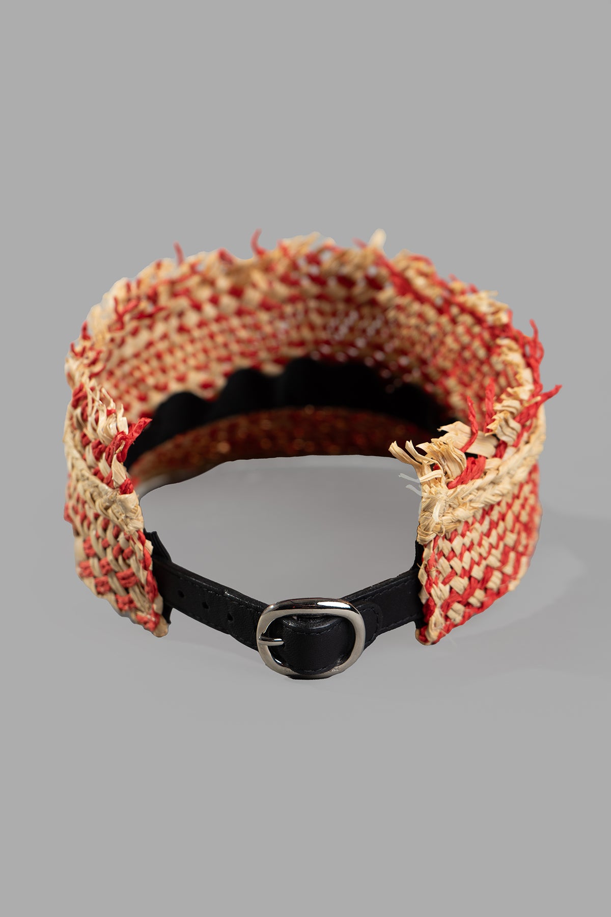 Kijima Takayuki Straw Sun Visor, detailed back view showcasing adjustable leather strap, vibrant beige and red raffia design.