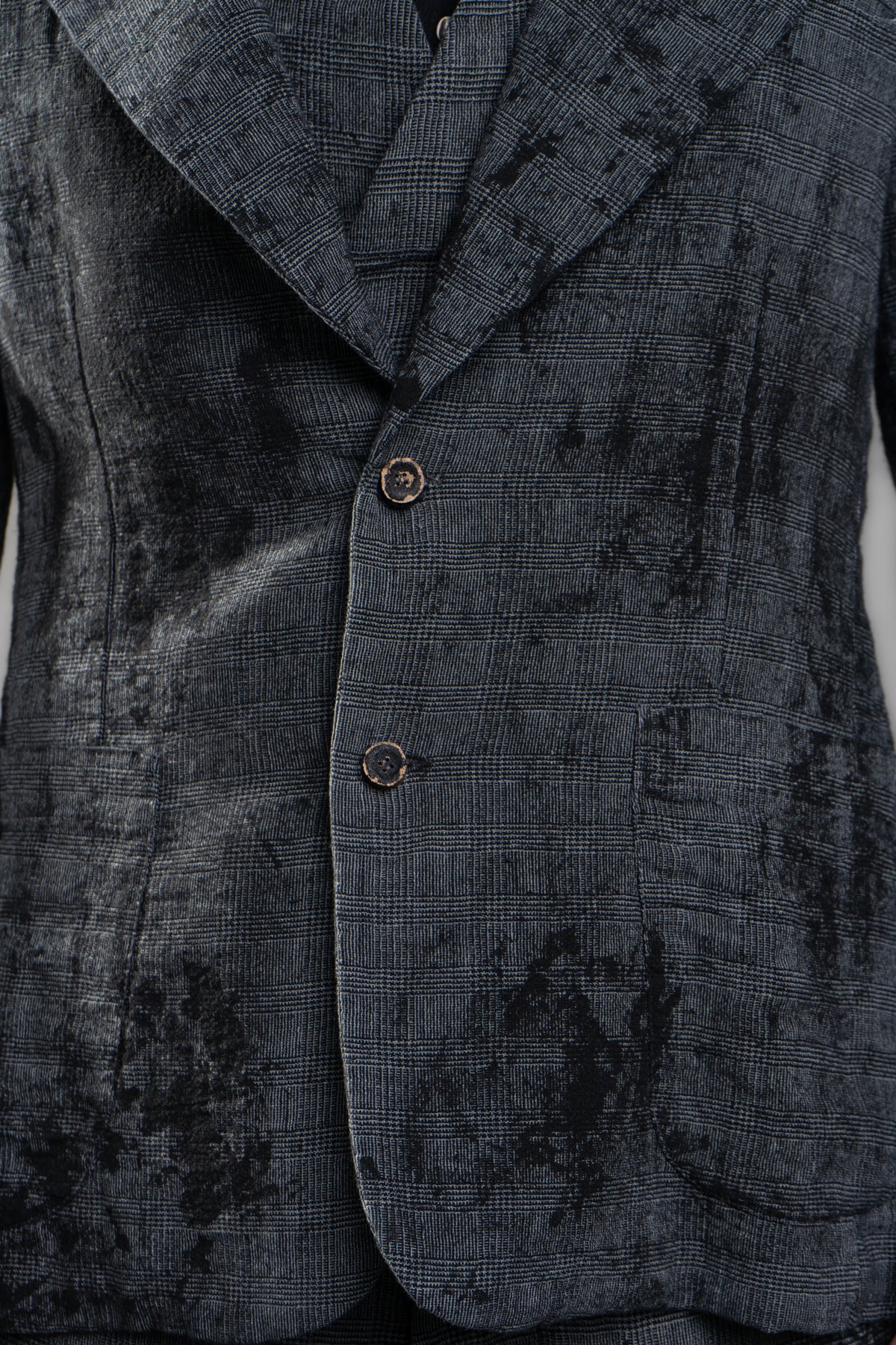 Marc Point Single-breasted Linen Blazer in grey, showcasing notched lapels, button details, and textured abstract pattern.