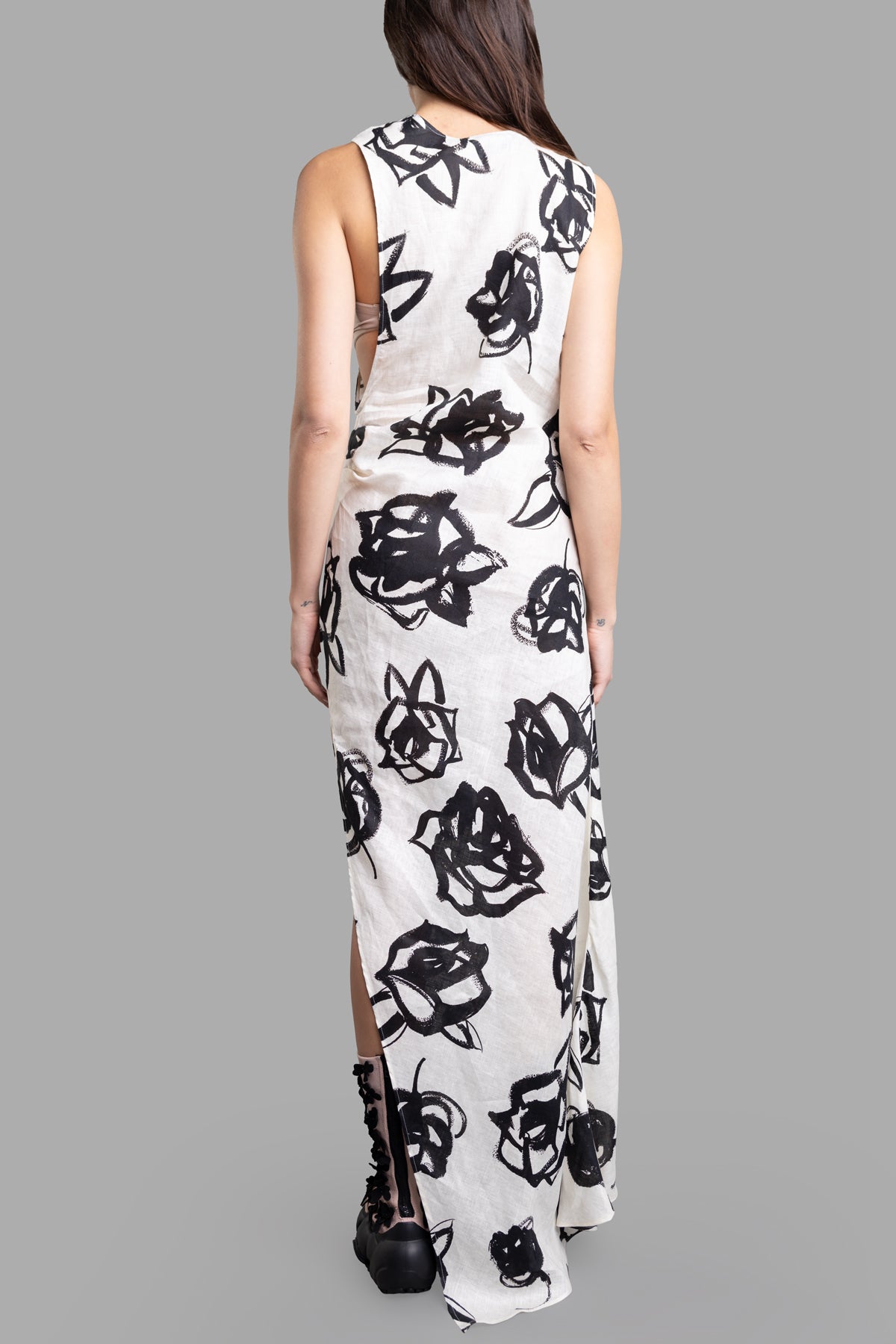 MSGM Rose-print Maxi Dress featuring a sleeveless design, deep slit, and black/white floral pattern on the back.