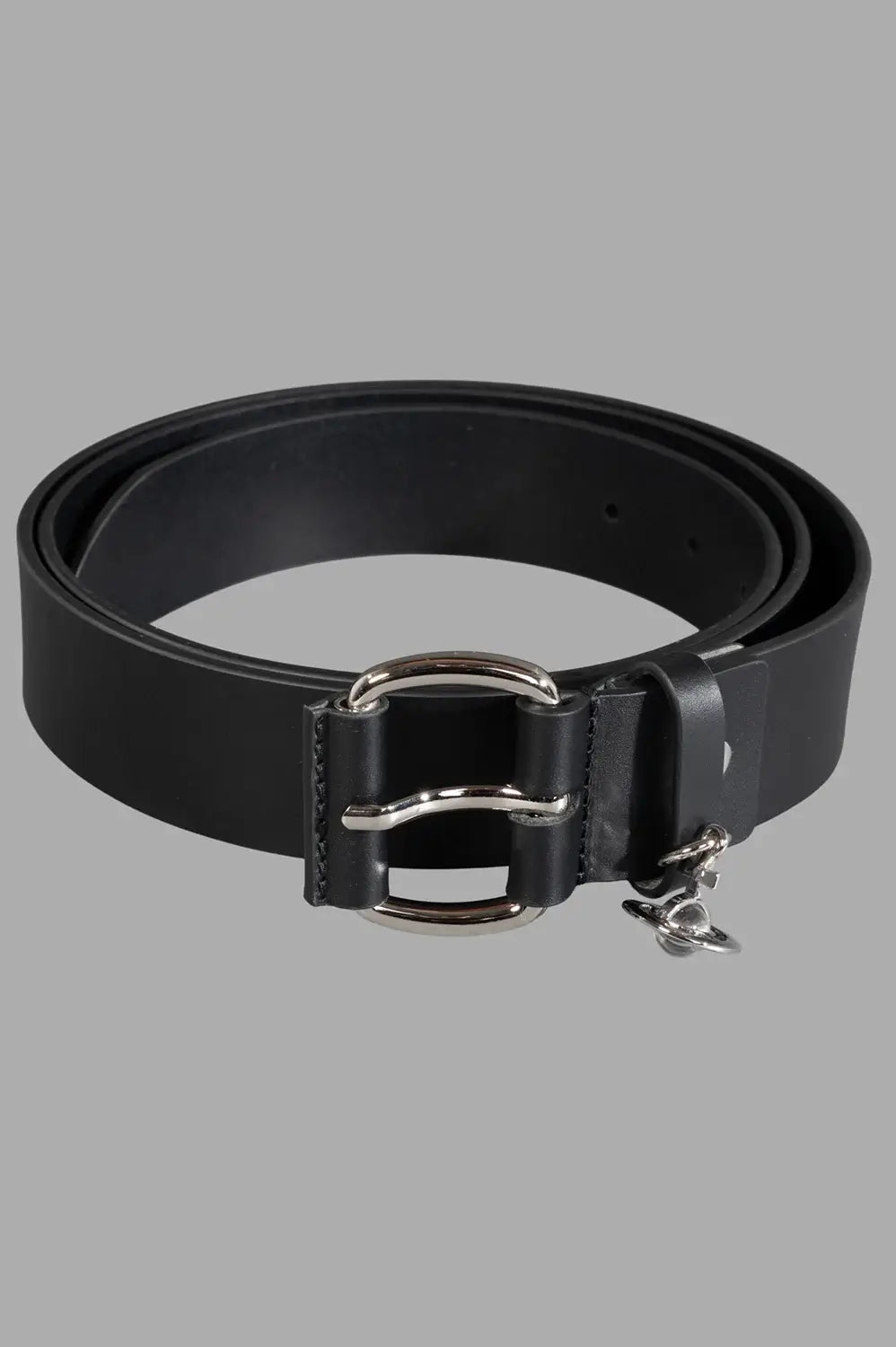 Vivienne Westwood belt in black, three-quarter view, smooth strap with single leather keeper and silver hardware.