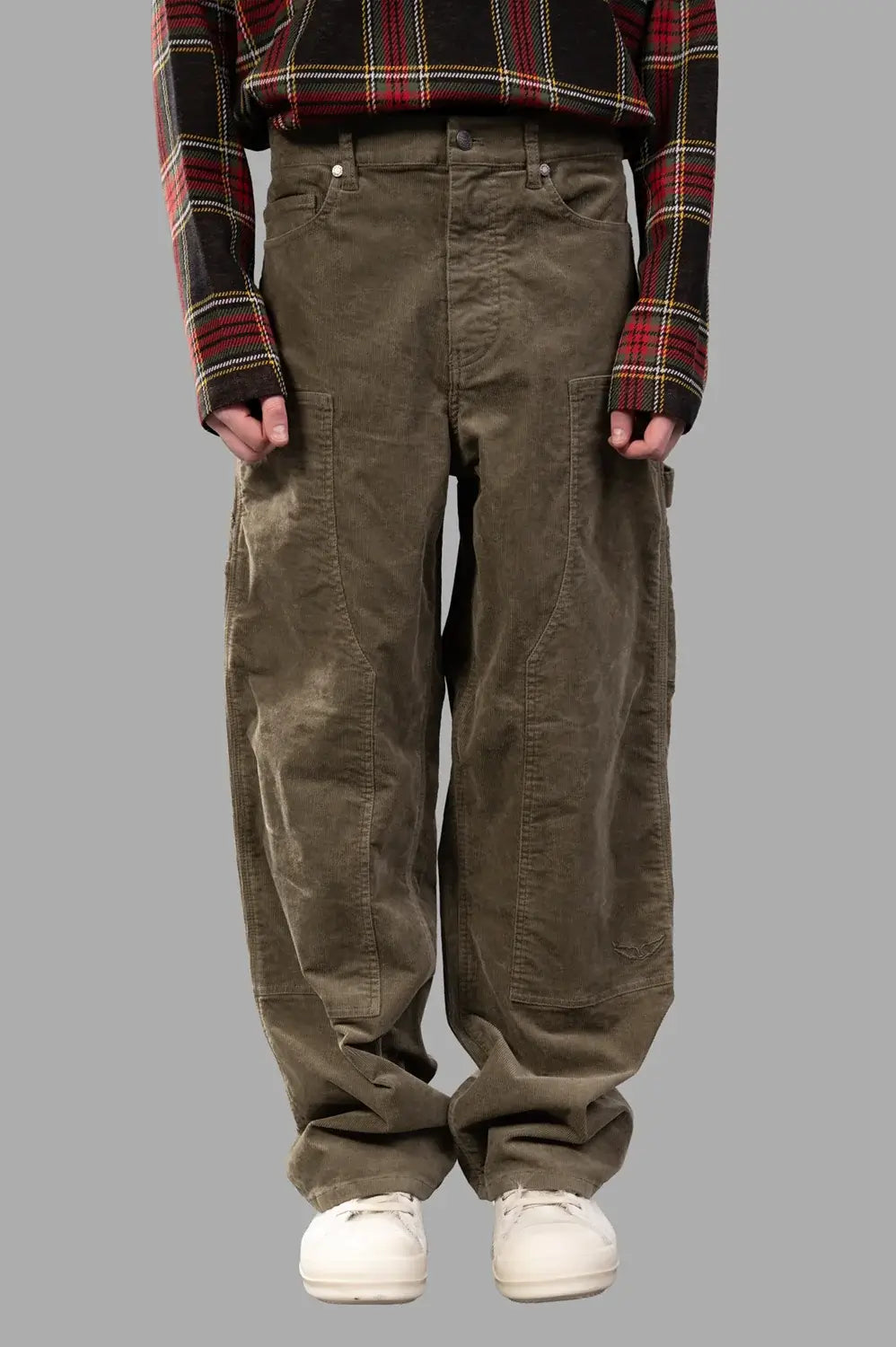 Zadig & Voltaire corduroy cargo pants in Leaves, front view, patch knee panels and side cargo pocket seam