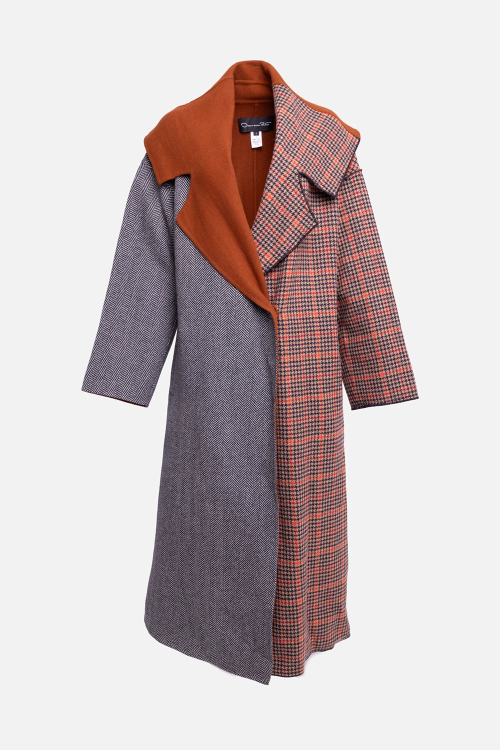 Pre-owned Oscar de la Renta women’s coat in multicolor, three-quarter view, contrast herringbone and check panels with rust lapel