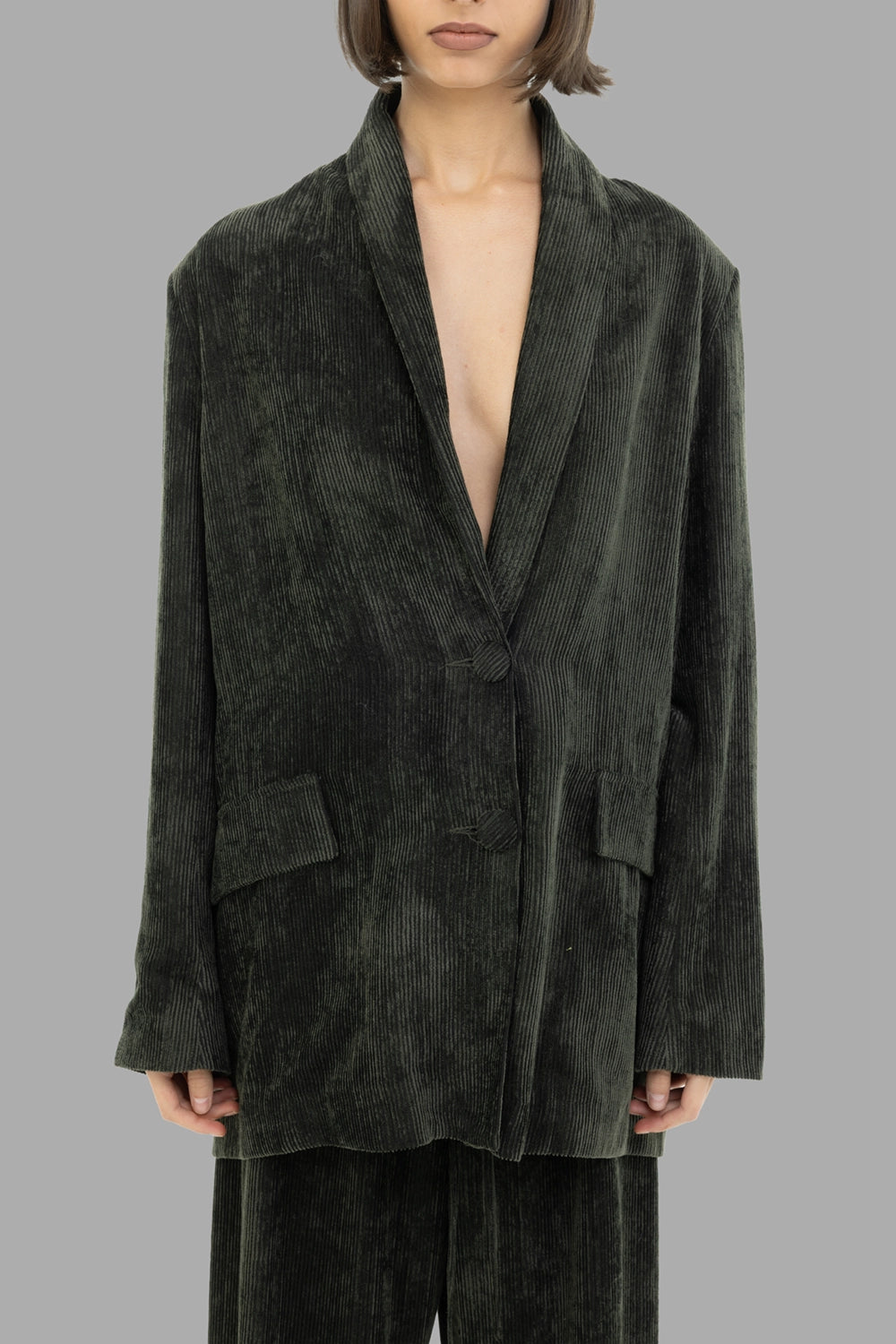 Gentry Portofino women corduroy blazer in Mastice, front view, shawl collar, flap pockets, covered buttons