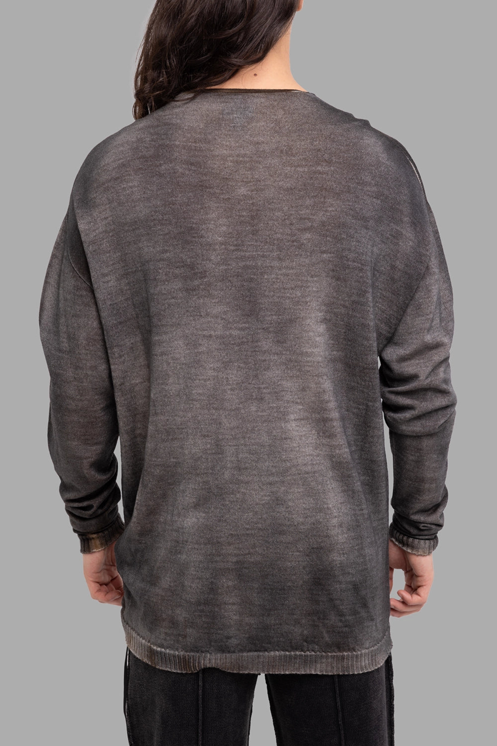 MD75 men’s crewneck sweater in Camel Black, back view, clean center seam and ribbed cuffs.