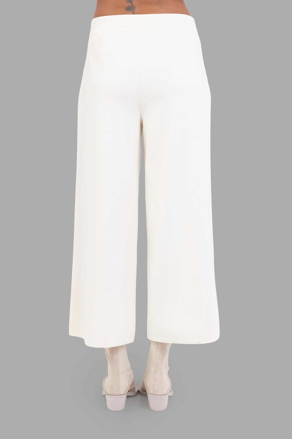 Joseph women’s culottes in ivory, back view, wide cropped hem and clean back
