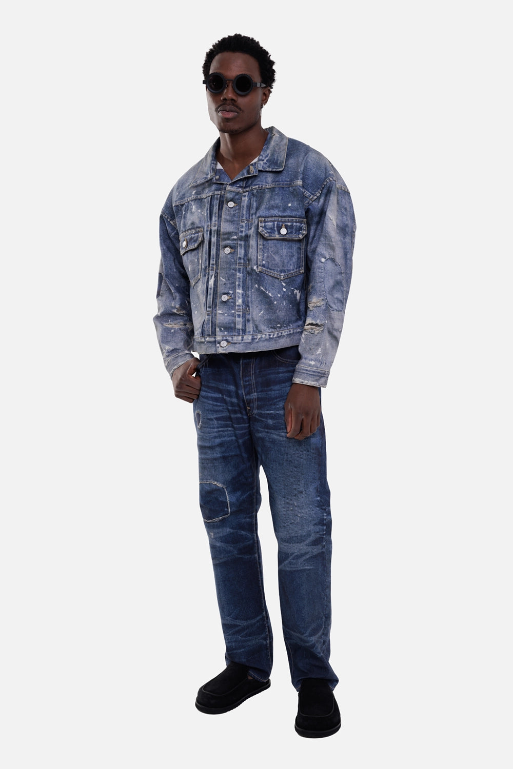 eYe Junya Watanabe MAN men's jacket in indigo, on-model full-length view, cropped hem and paint splatter