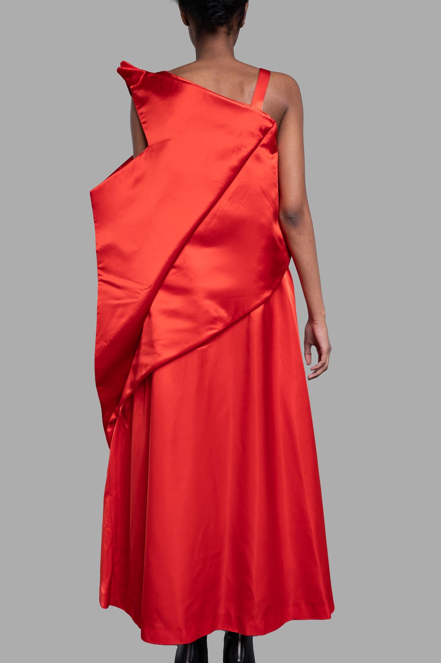 Noir Kei Ninomiya Asymmetric Dress in Red product image