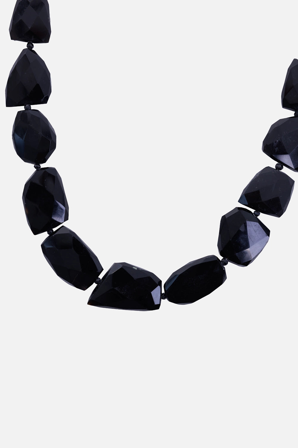 KUNDO women's glass bead necklace in black, close-up of oversized irregular faceted beads and small spacers
