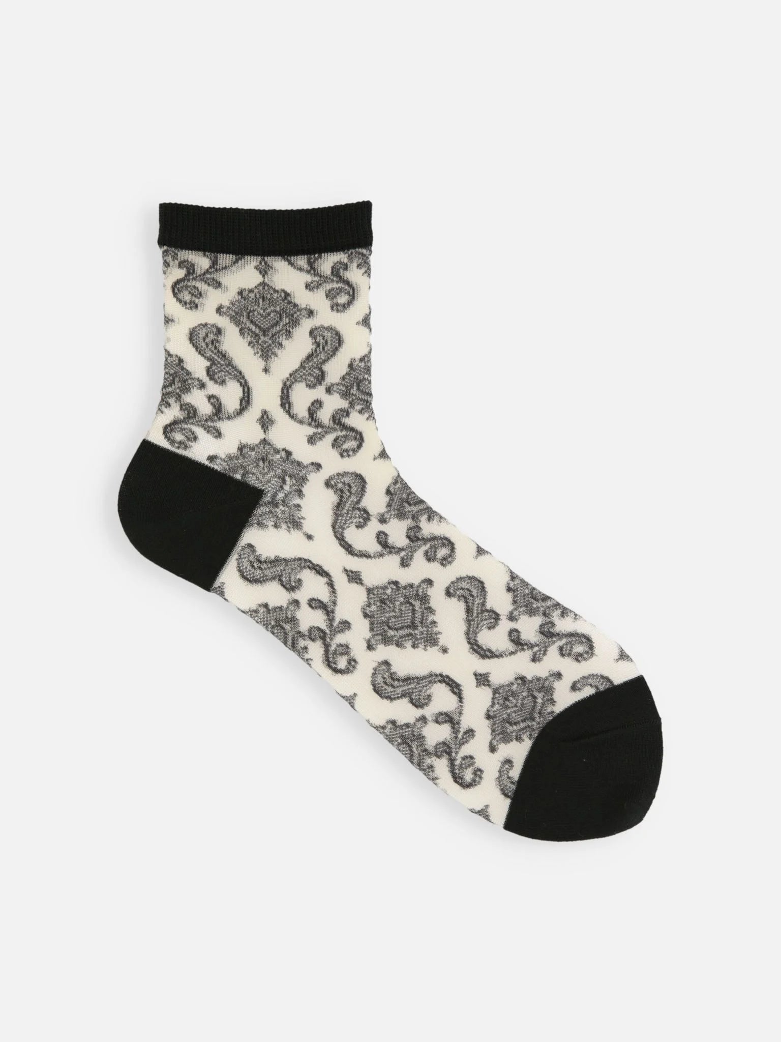 Tabio Tulle Damask Pattern Low Crew Socks feature a delicate damask design in black and beige for a stylish, feminine look.