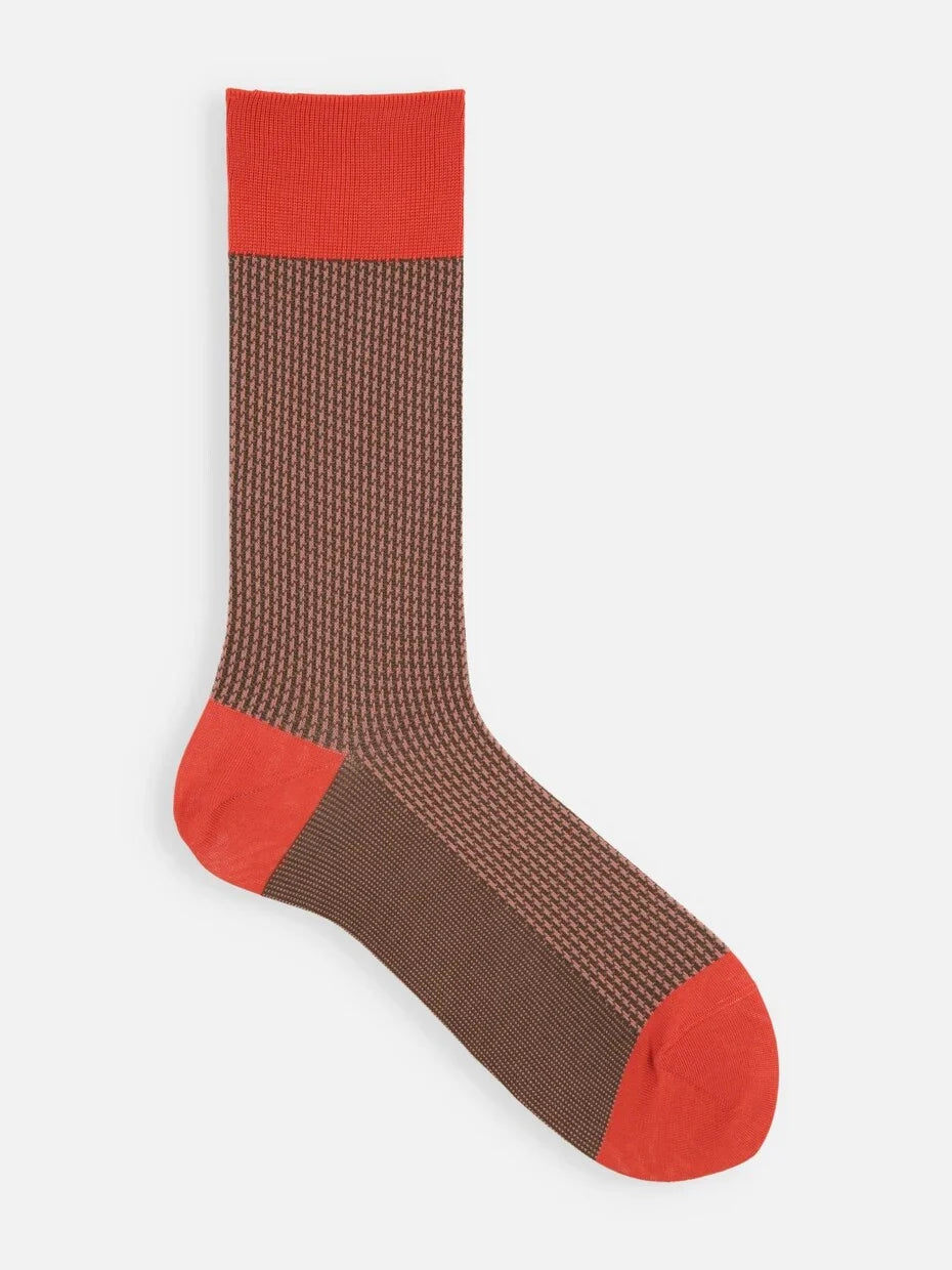 Tabio Jacquard Houndstooth Socks, side view, cocoa and taupe with vibrant red accents, flat toe seams for comfort.