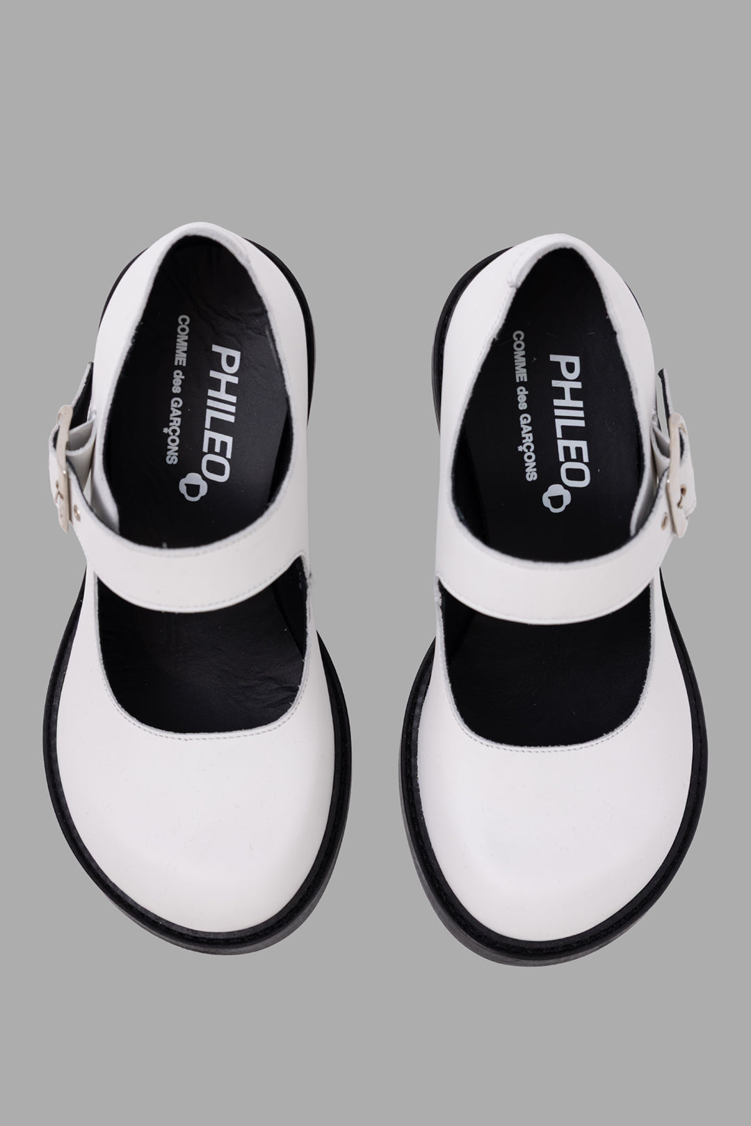 PHILEO x Comme des Garçons women's Mary Jane pumps in white, top view, deep cutout and black insole.