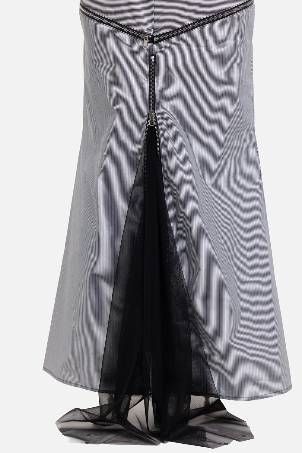 Sehnsucht Atelier women's maxi skirt in Thunder, zipper detail view, V-shaped zip opening and sheer black mesh