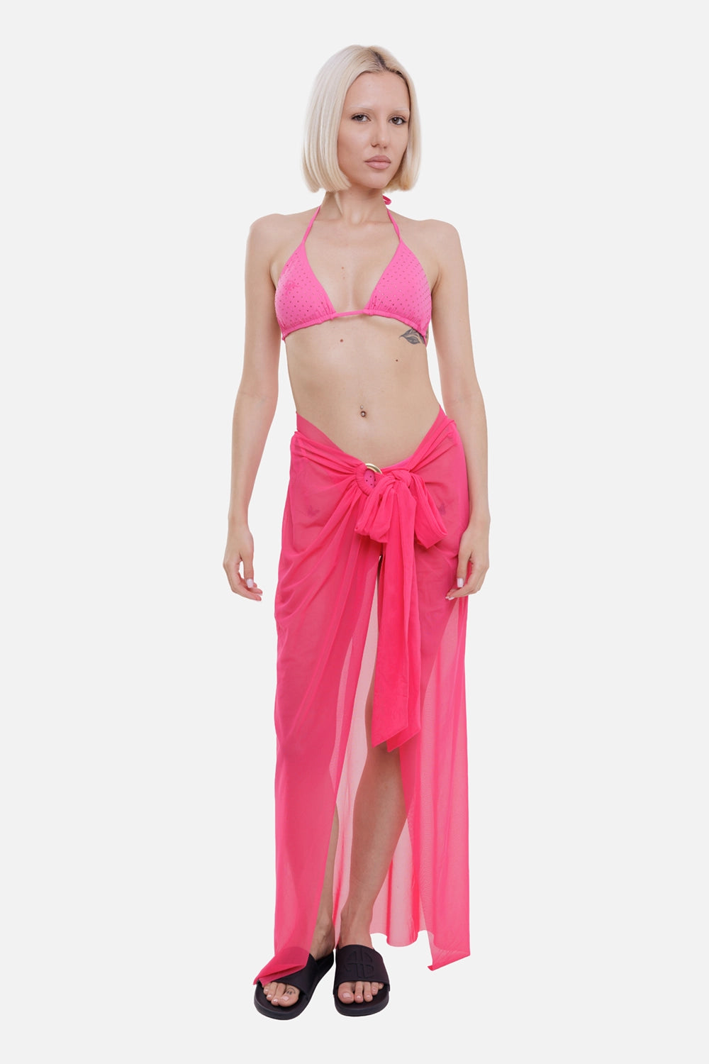 Fisico women Azalea resort look, on-model full length, sheer top, wide trousers and straw tote