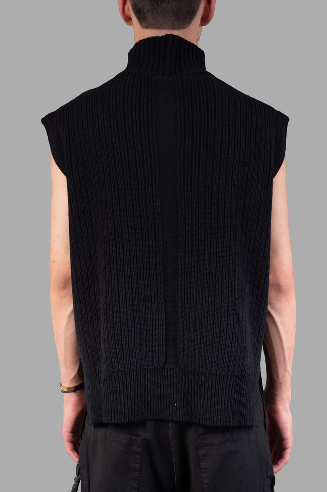 Rick Owens Concordians SL Fisherman Turtle, back view showcasing ribbed texture and turtle neck design in black wool.
