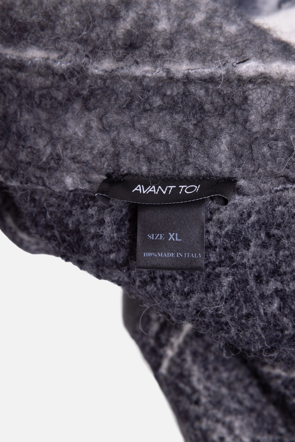 Pre-owned Avant Toi unisex shirt jacket in grey and ivory, label view, brand tag showing size XL