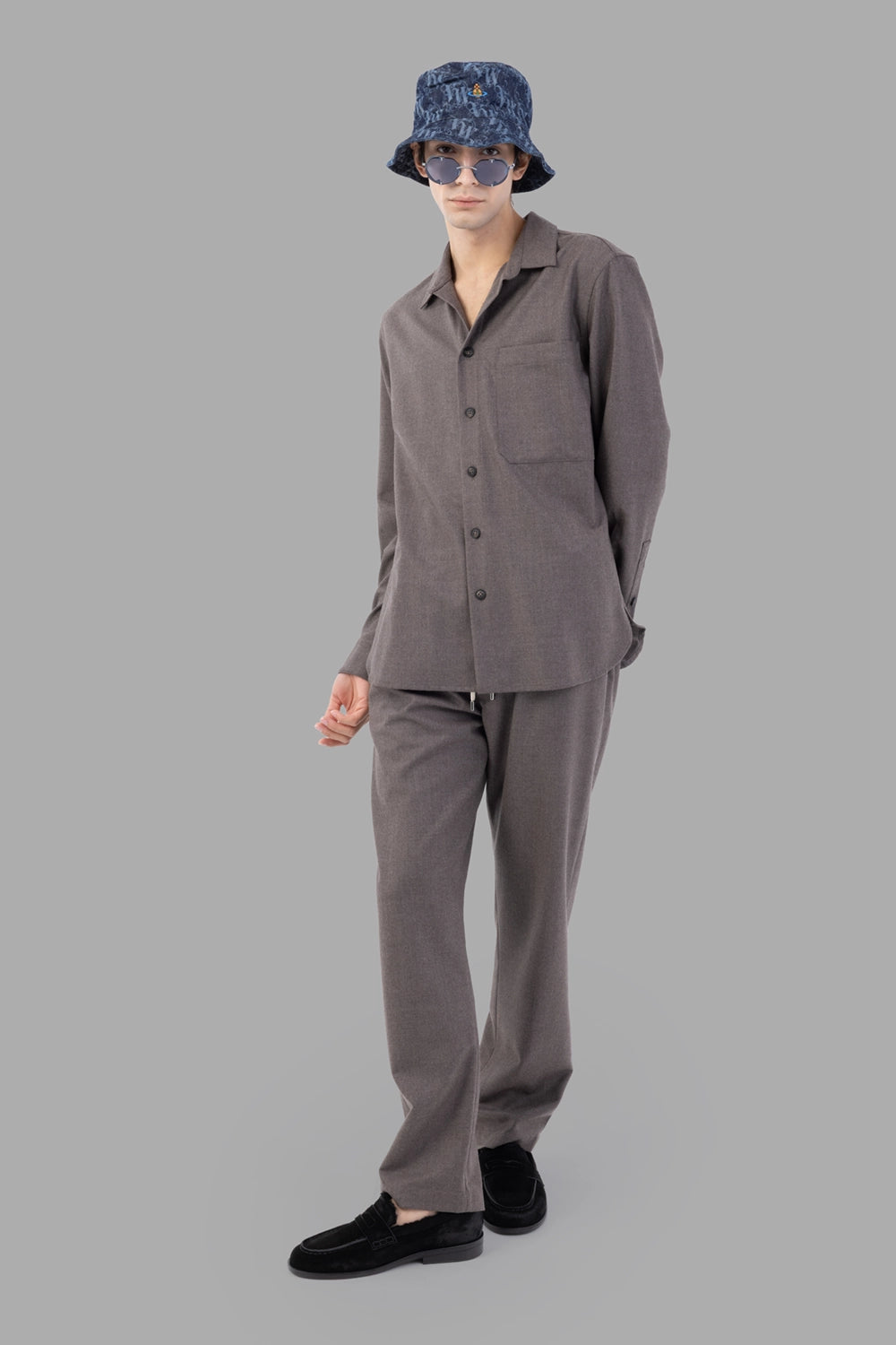 Aion shirt in tortora, full length on model, relaxed camp collar and soft drape
