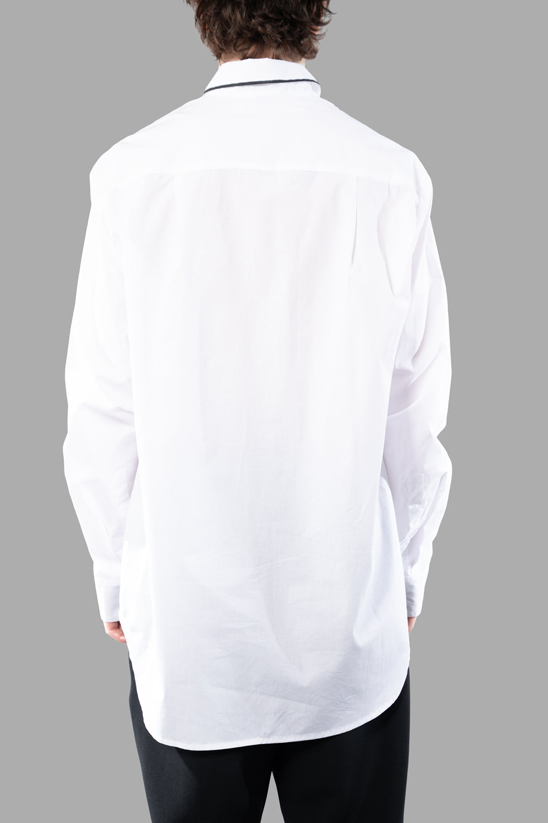 Giovanni Cavagna Contrast-line Shirt displayed from the back, featuring bold contrasting lines in a relaxed-fit design.