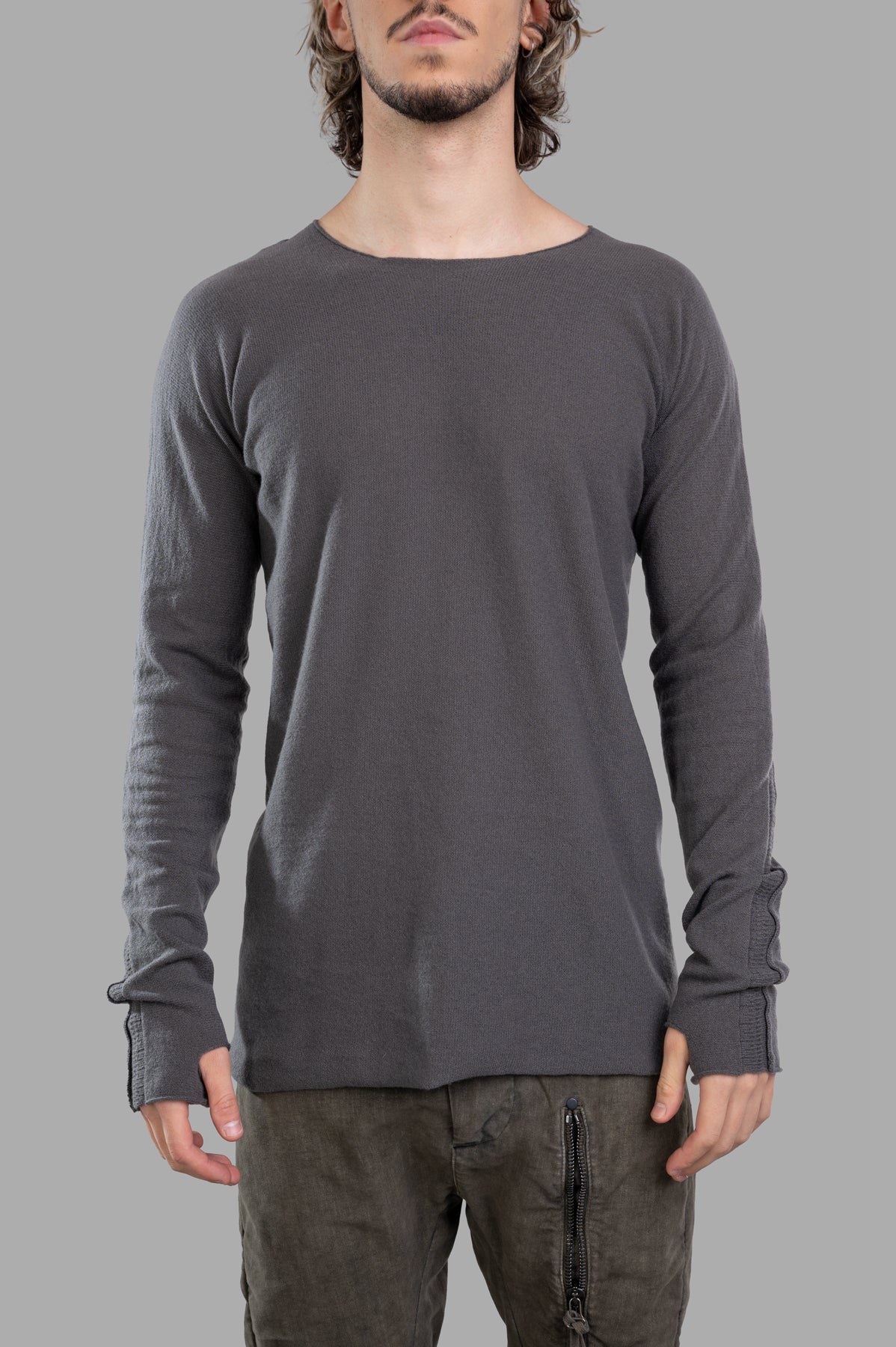 Isaac Sellam Fine-knit Jumper in grey, featuring a crewneck and spine detailing, modeled for a stylish look.
