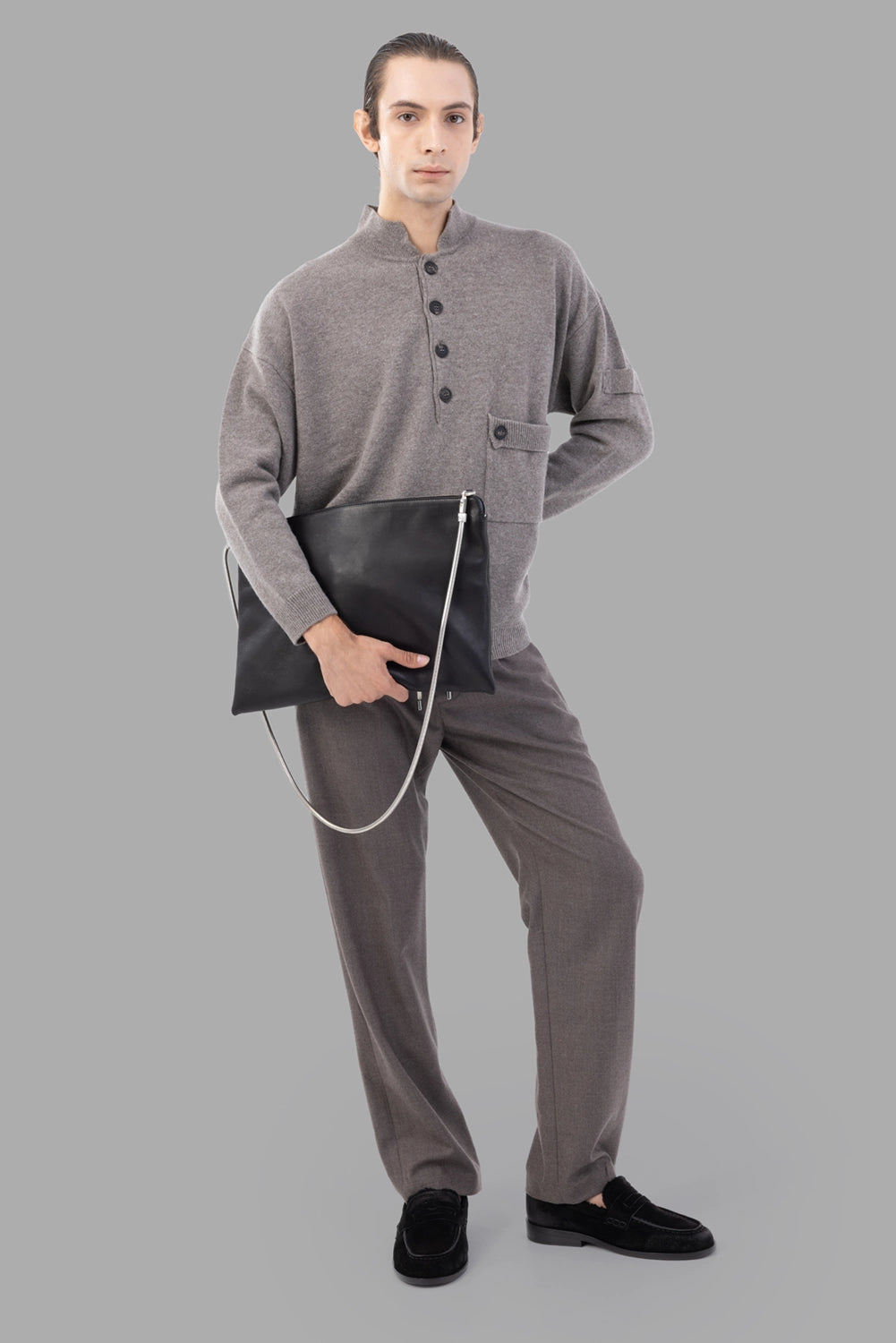 AION sweater in Tortora, full length on model, relaxed fit with dropped shoulders