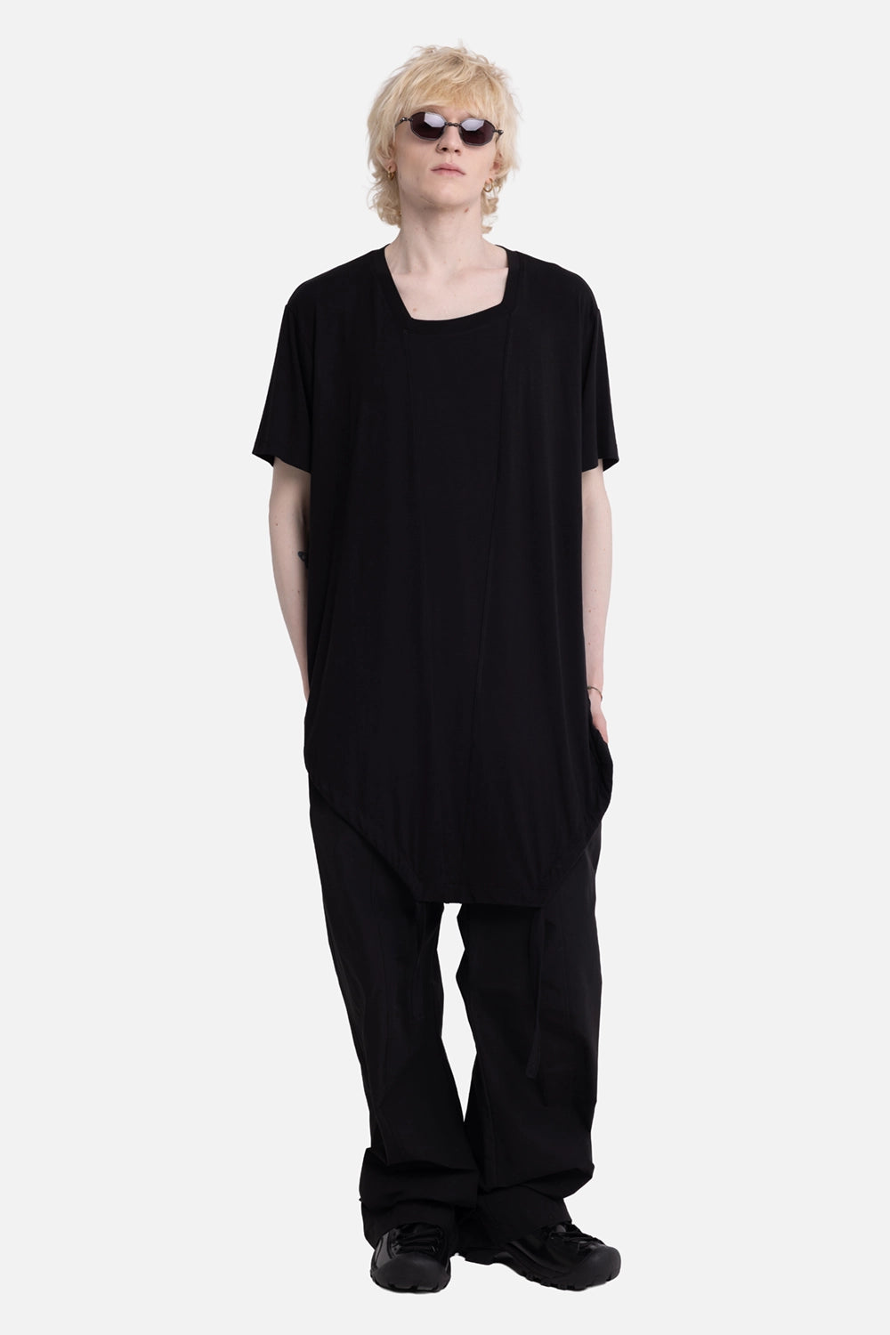 La Haine Inside Us men's T-shirt in black, on-model full-length with longline cut and front panel