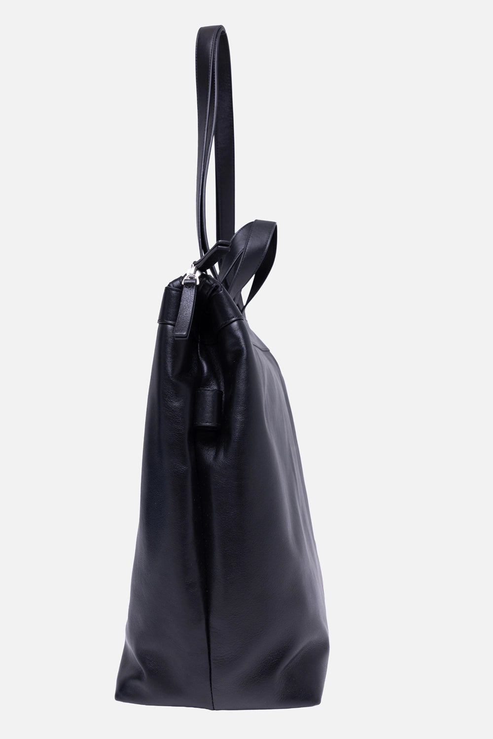 Marsèll unisex tote bag in black, side view, structured gusset with top-zip track and long shoulder straps