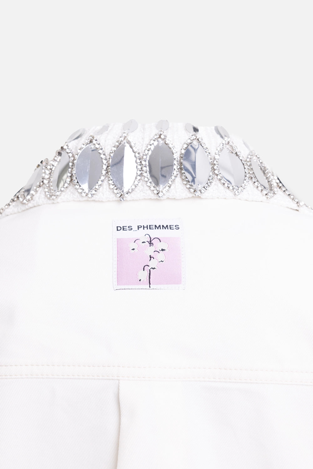 Des Phemmes women's workwear shirt in off white, collar detail, mirrored back collar and pleated yoke