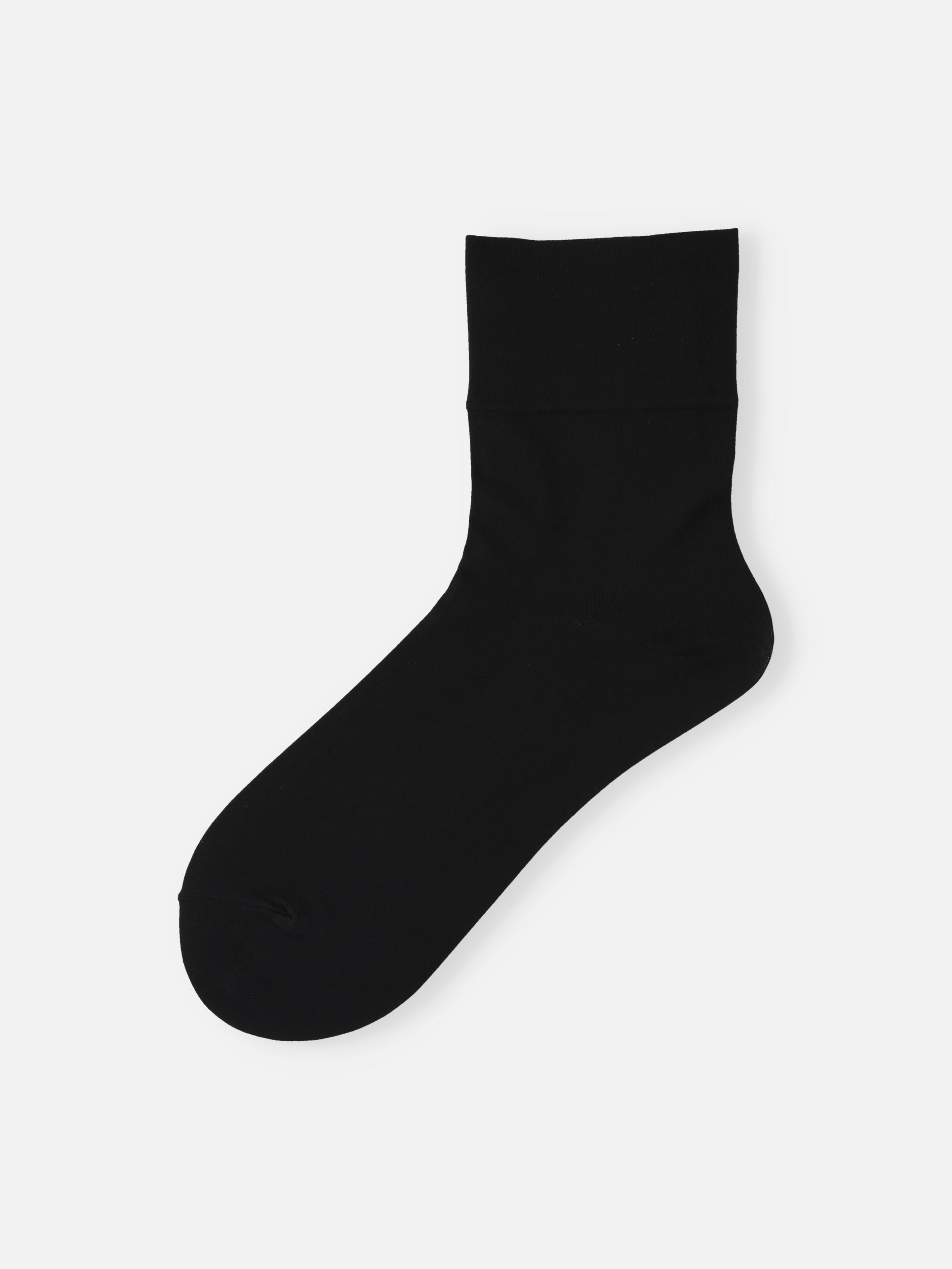 Tabio Soft Nylon Socks in black, front view. Stretchy, soft knit suitable for all styles.