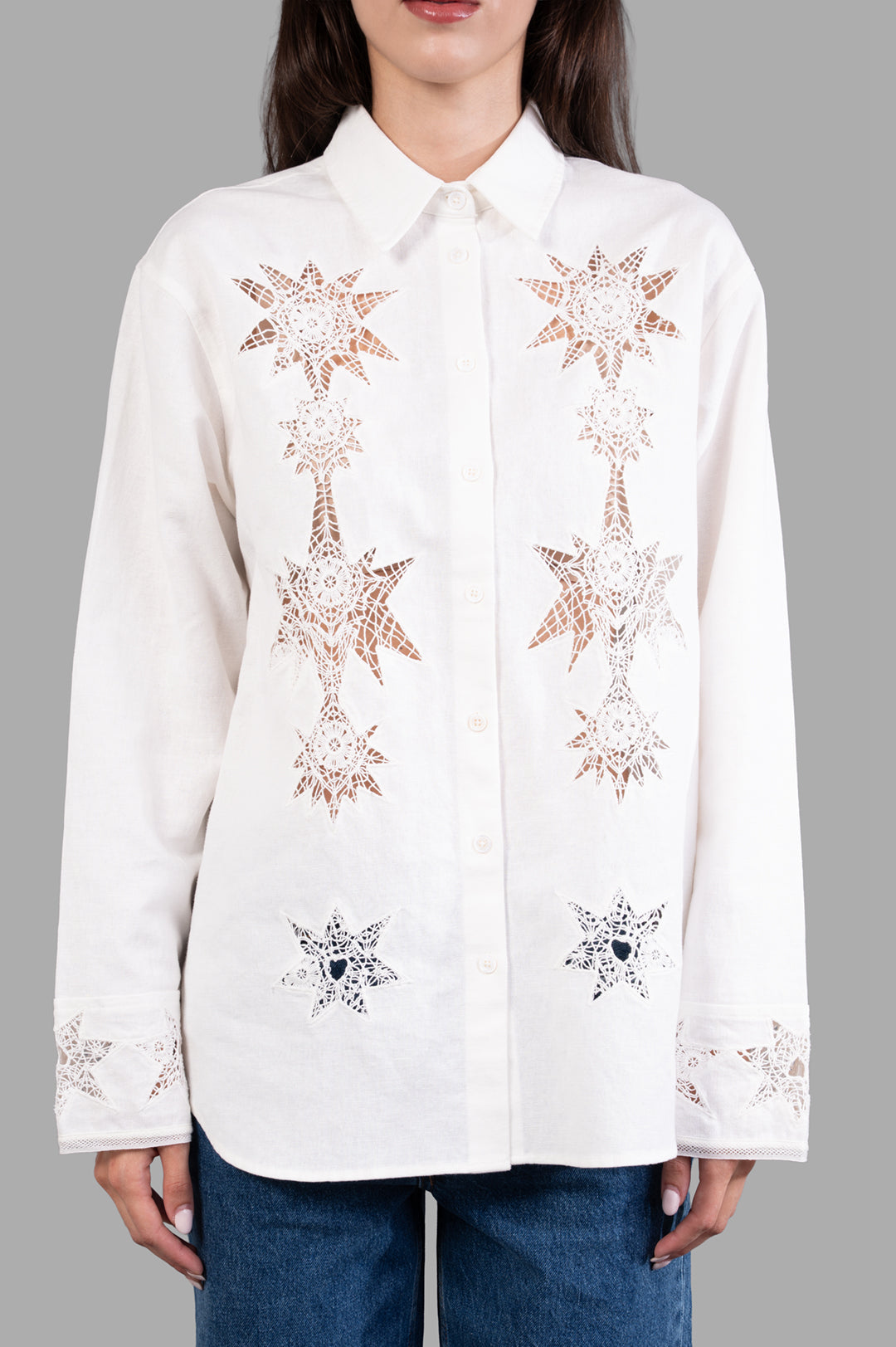 Zadig & Voltaire Morning Cotton Regular-fit Shirt, off-white, featuring embroidery and a classic collar, shown on model.