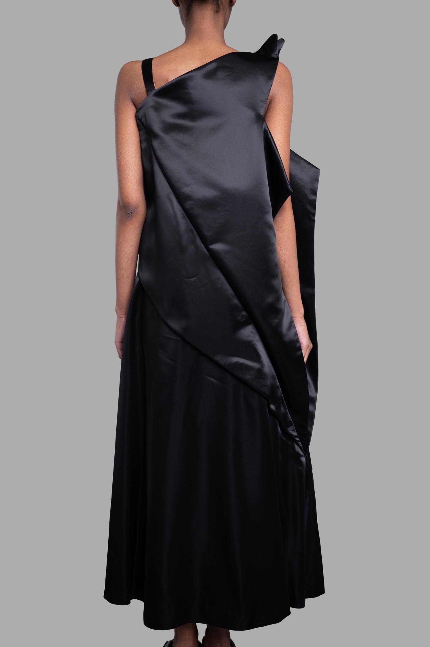 Noir Kei Ninomiya Asymmetric Dress in Black product image