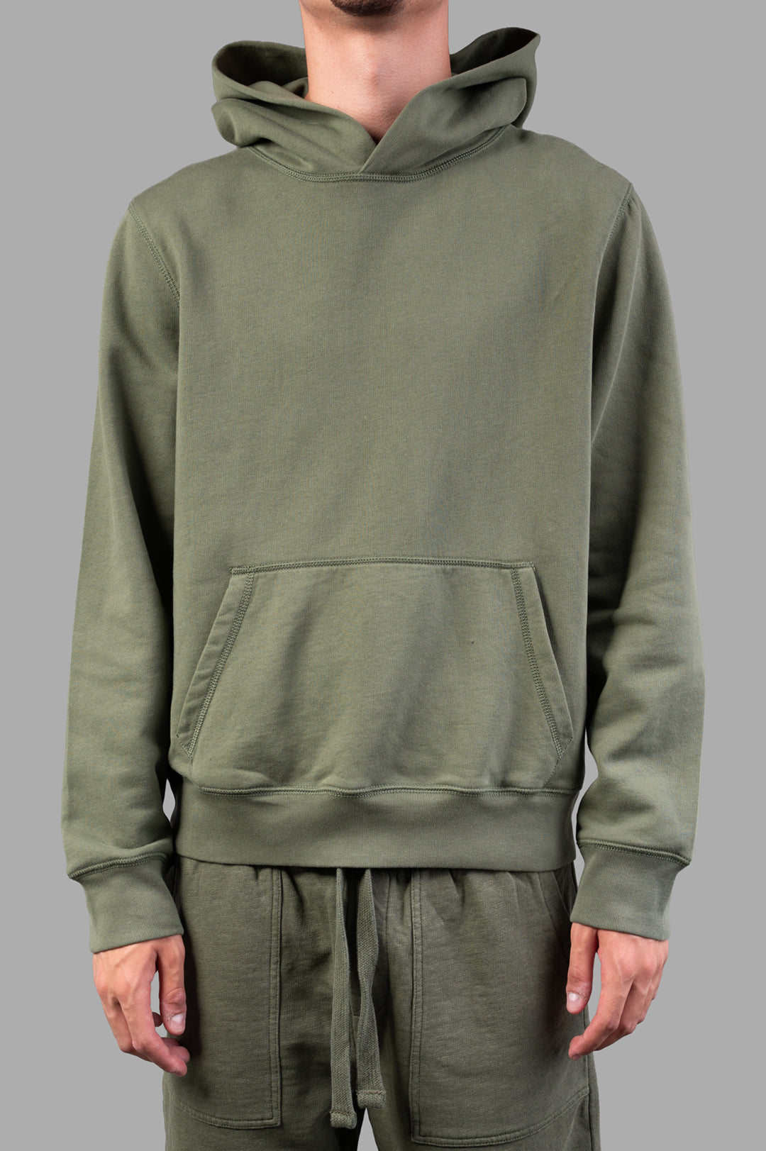 Zadig & Voltaire Sanchi Sweatshirt, green long-sleeve hoodie featuring a front pocket and casual fit, ideal for comfort.
