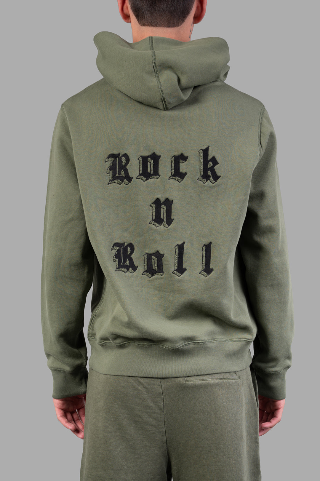 Zadig & Voltaire Sanchi Sweatshirt in green, featuring a bold 'Rock n Roll' graphic on the back, designed for comfort.