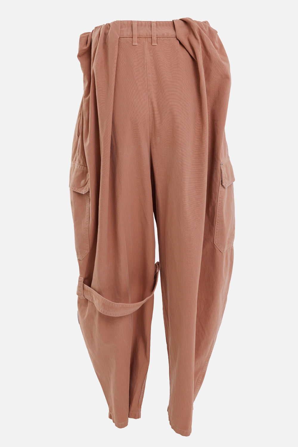 LOEWE women's balloon cargo trousers in clay, back view with cargo pockets and detachable leg belt