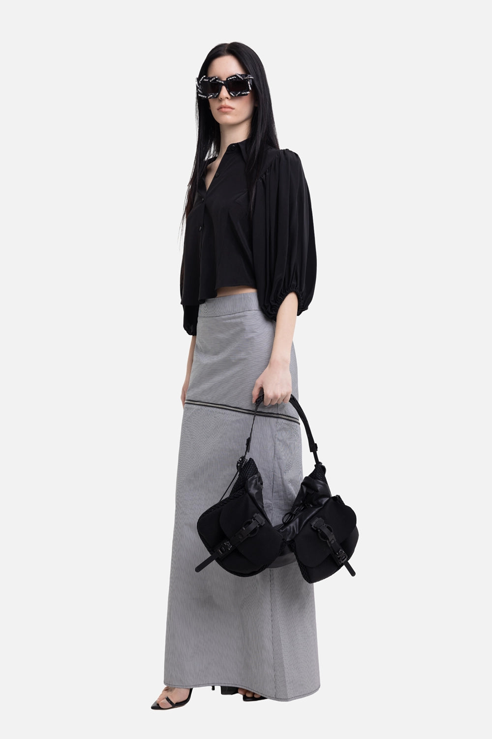 Sehnsucht Atelier women's cropped shirt in black, on-model view, pointed collar and voluminous sleeves
