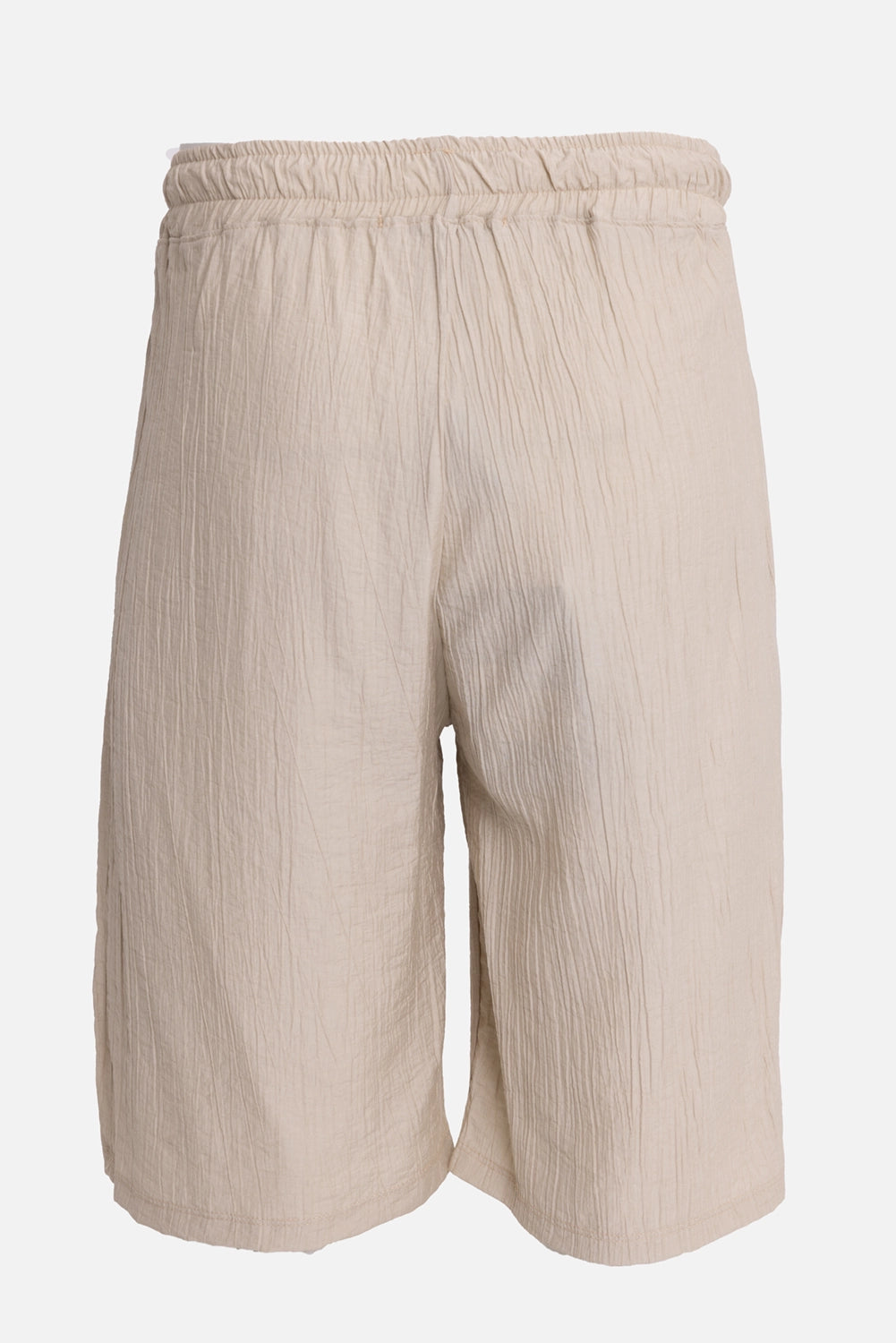 La Haine Inside Us men's Bermuda shorts in beige, back view, crinkled panels and straight hems