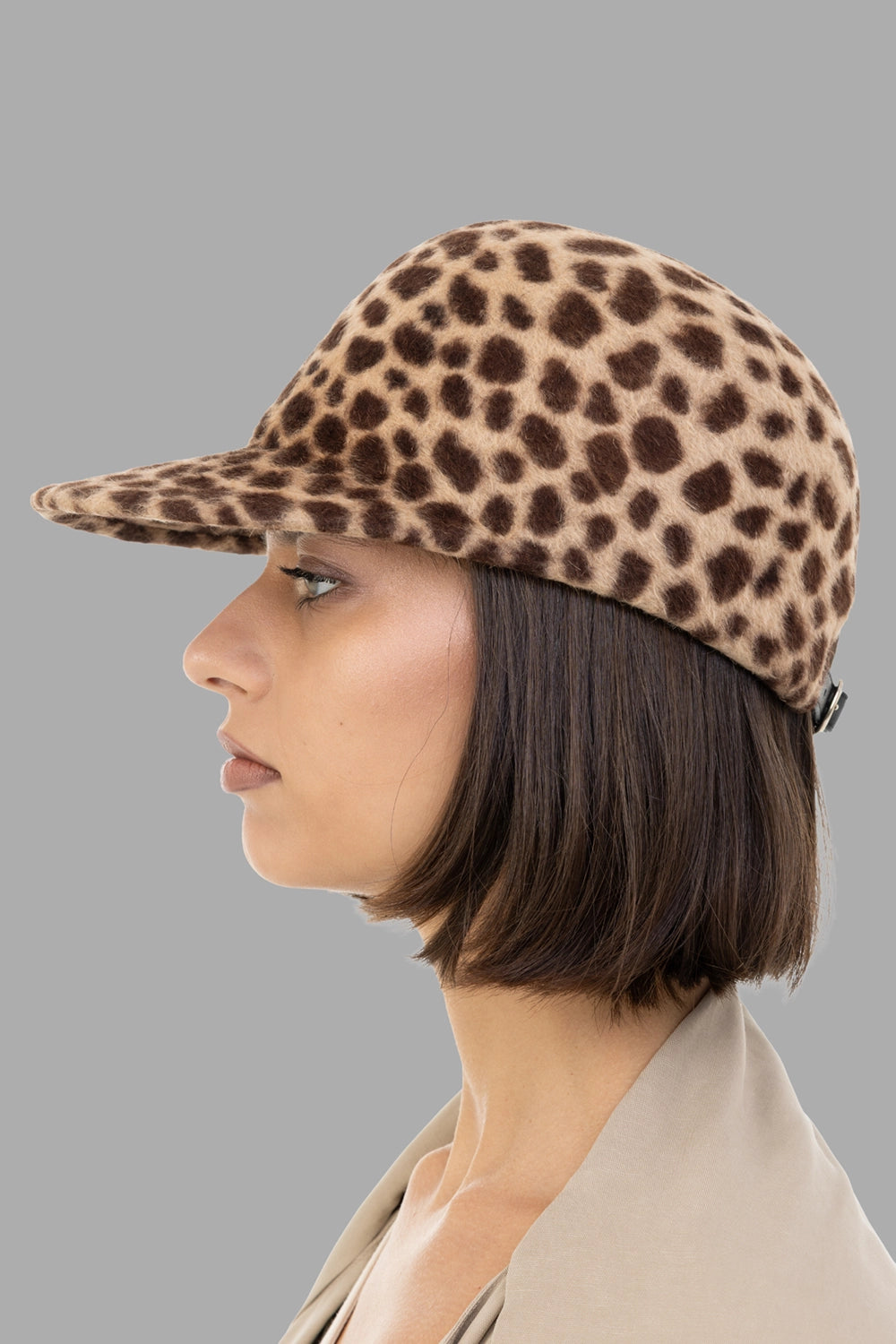KIJIMA TAKAYUKI unisex leopard-print cap in beige/brown, side view, sculpted dome and curved brim