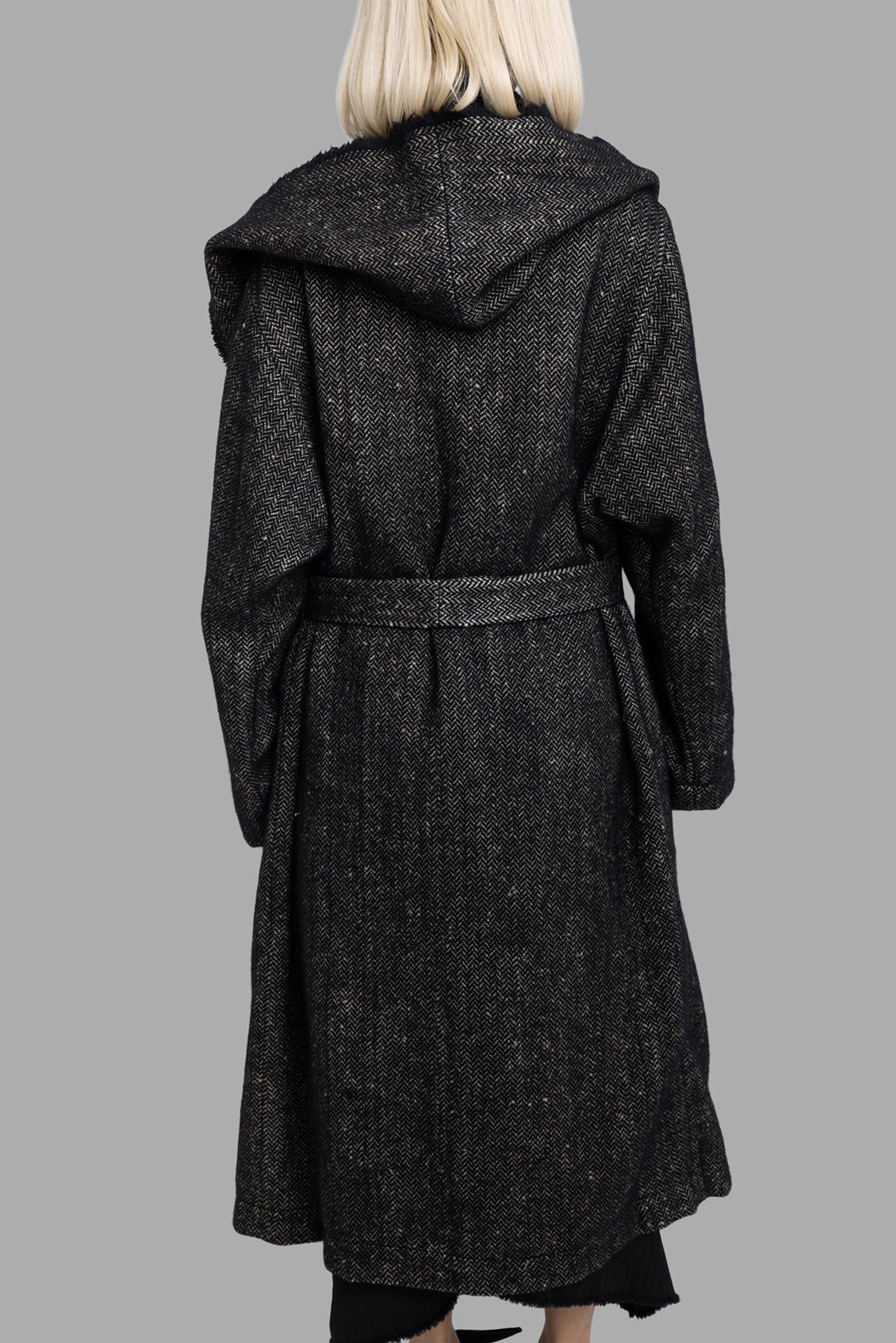 Uma Wang women's black and tan cardigan coat, back view with relaxed hood and long belted silhouette