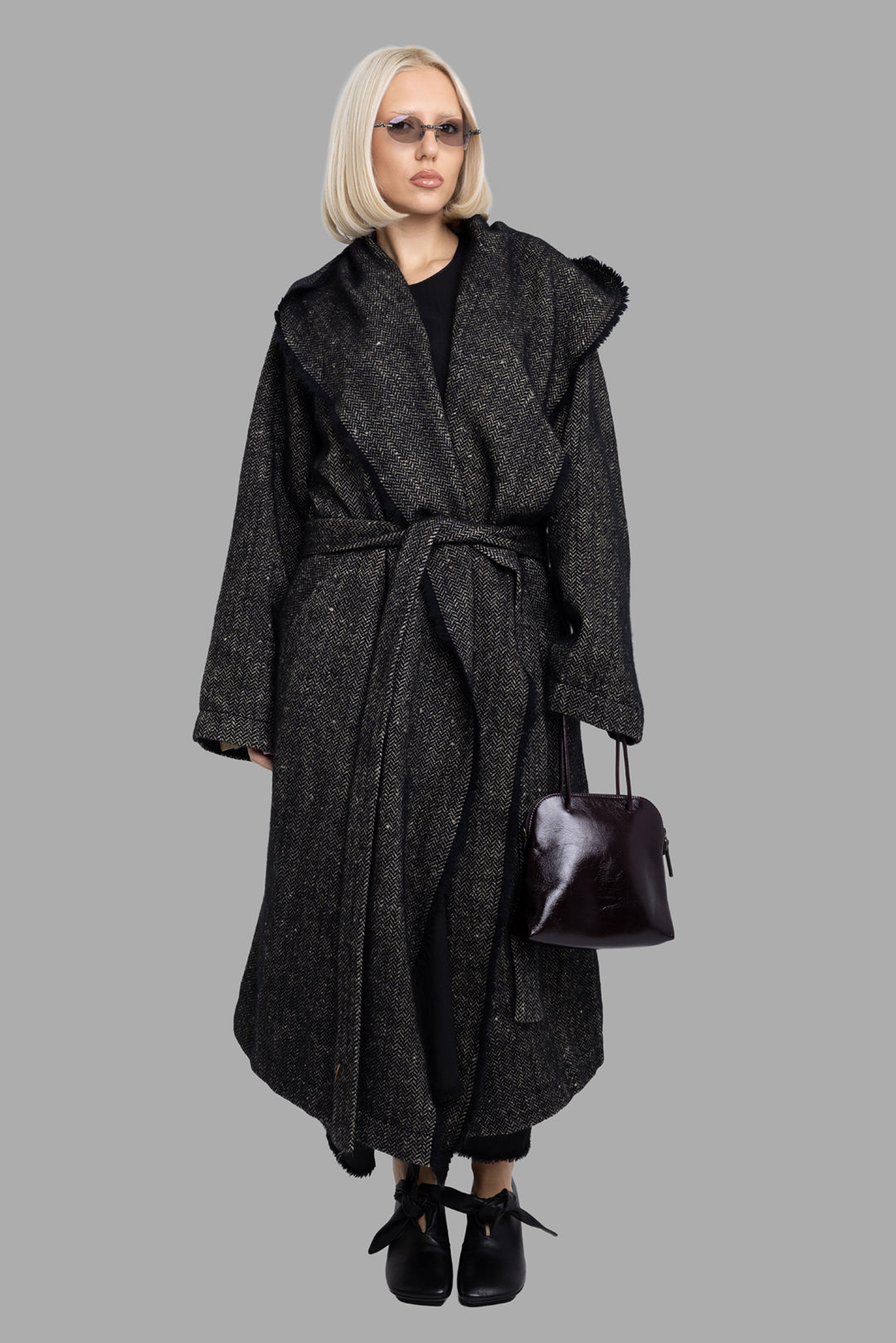Uma Wang women's black and tan Pitti cardigan coat, on-model full-length view with hood and tie belt