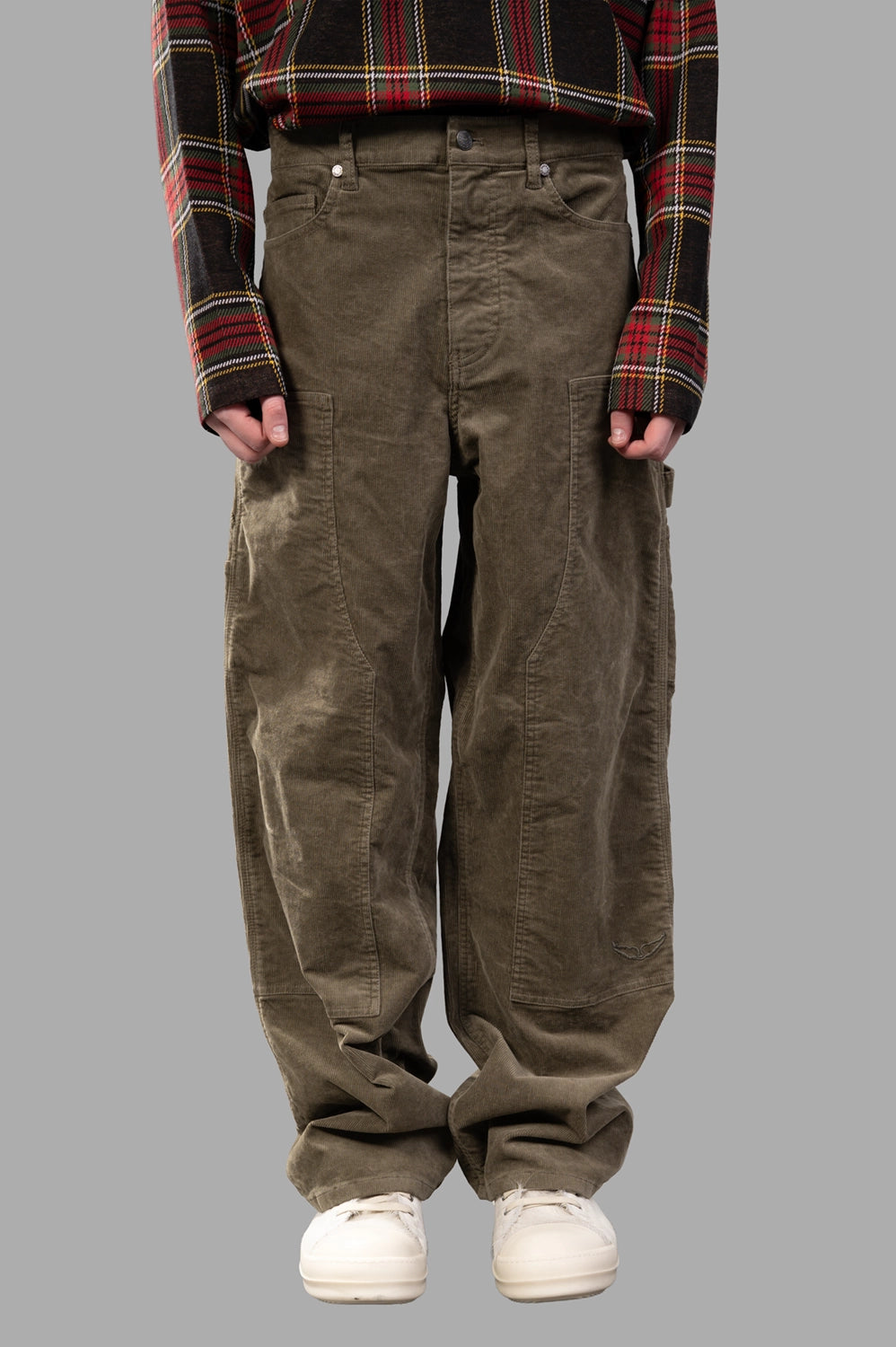 Zadig & Voltaire corduroy cargo pants in Leaves, front view, patch knee panels and side cargo pocket seam