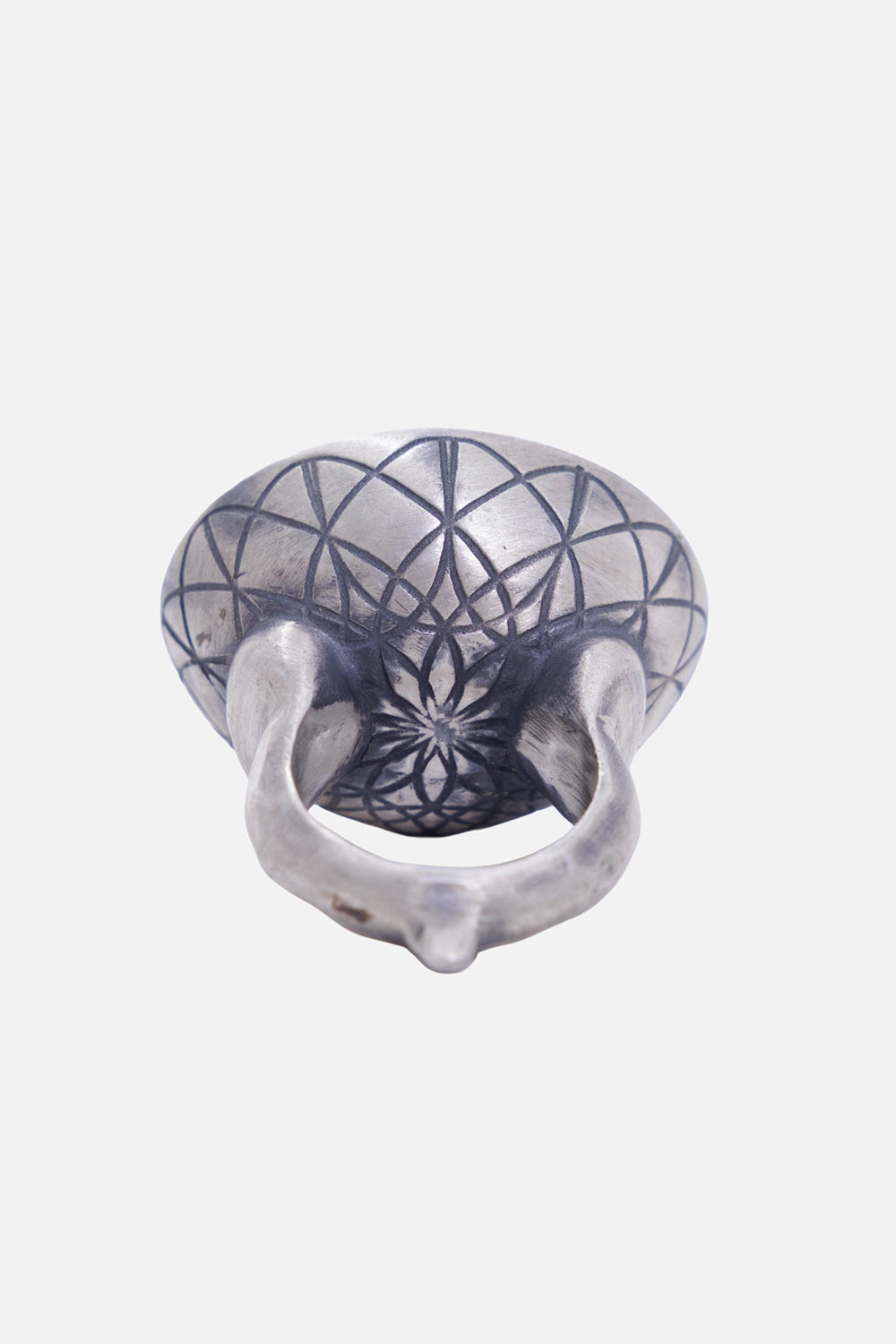 Kundo unisex cocktail ring in silver-tone, underside view with floral geometric engraving and a substantial band