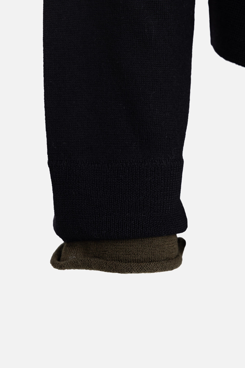 Zadig&Voltaire men’s zip hoodie in black, cuff detail, double cuff with contrast inner layer.