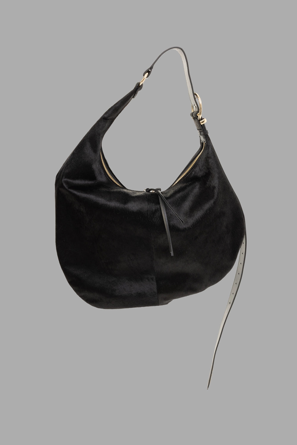 Des Phemmes women large hobo bag in Noir, logo detail on strap with gold lettering
