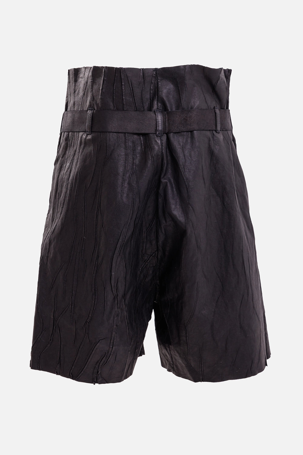 Isaac Sellam Experience women's leather Bermuda shorts in Plomb, back view with high waist, belt loops and straight legs