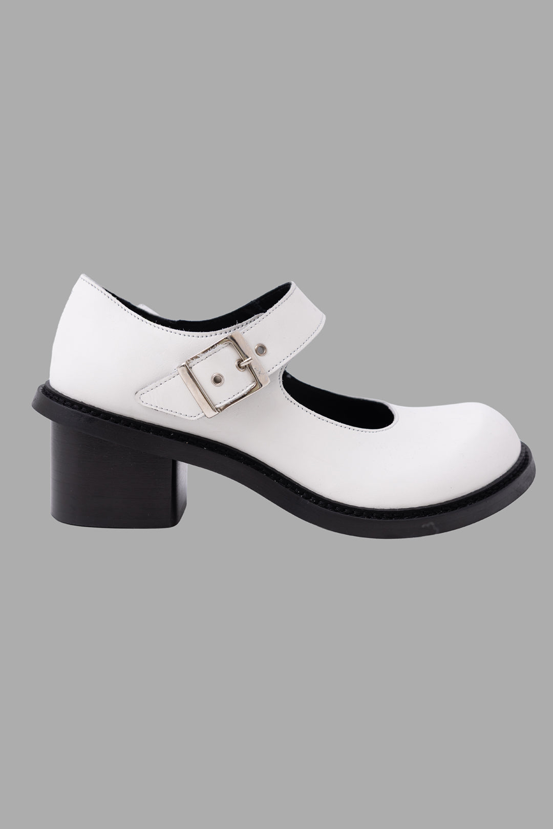 PHILEO x Comme des Garçons women's Mary Jane pumps in white, side view, block heel and silver buckle.