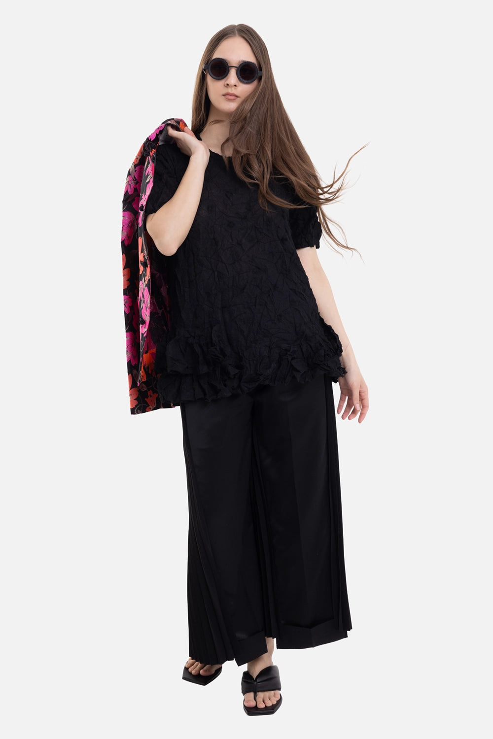 Comme des Garçons Comme des Garçons women's crinkled T-shirt in black, on-model full-length view, loose fit