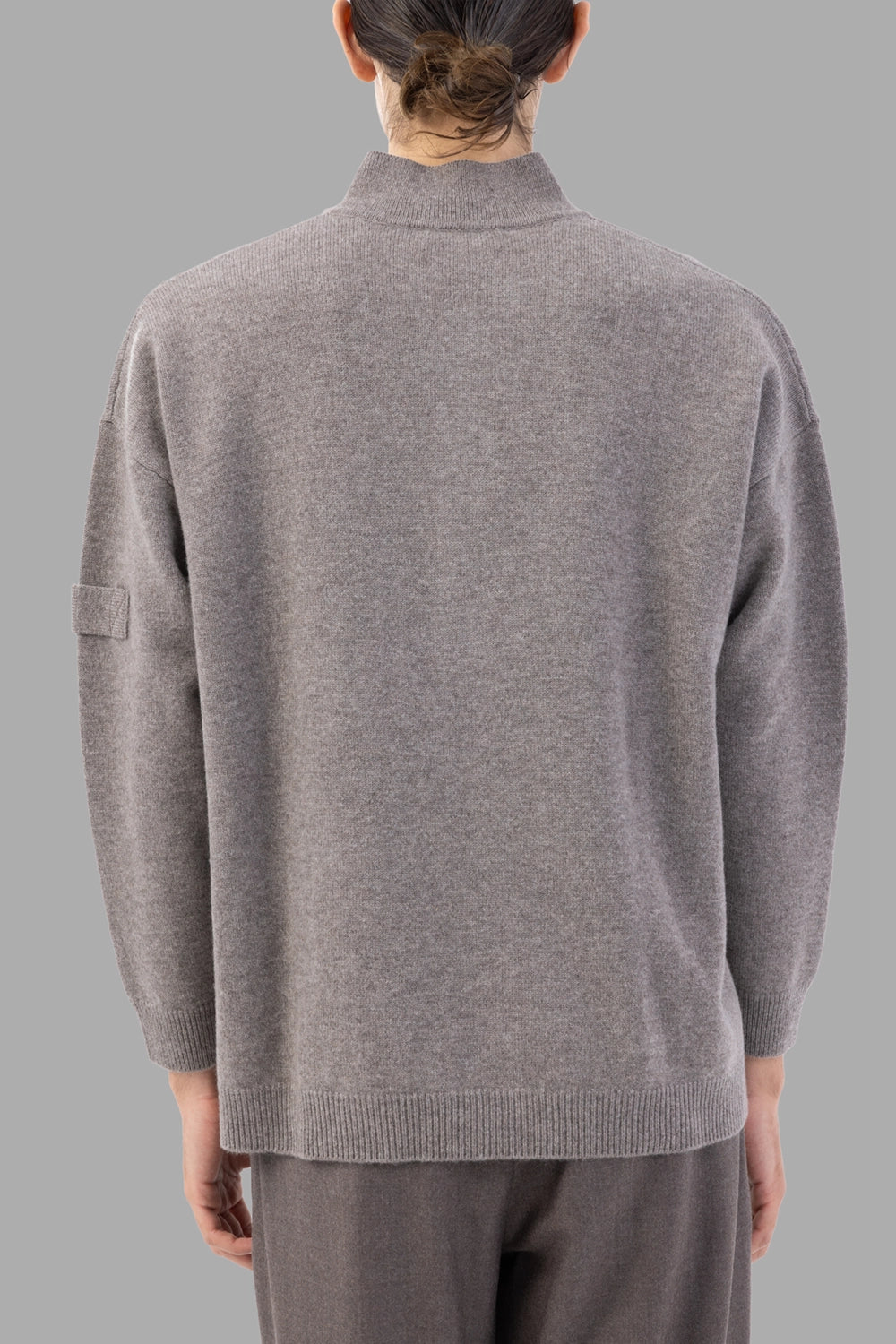 AION sweater in Tortora, back view, clean knit with ribbed cuffs and hem