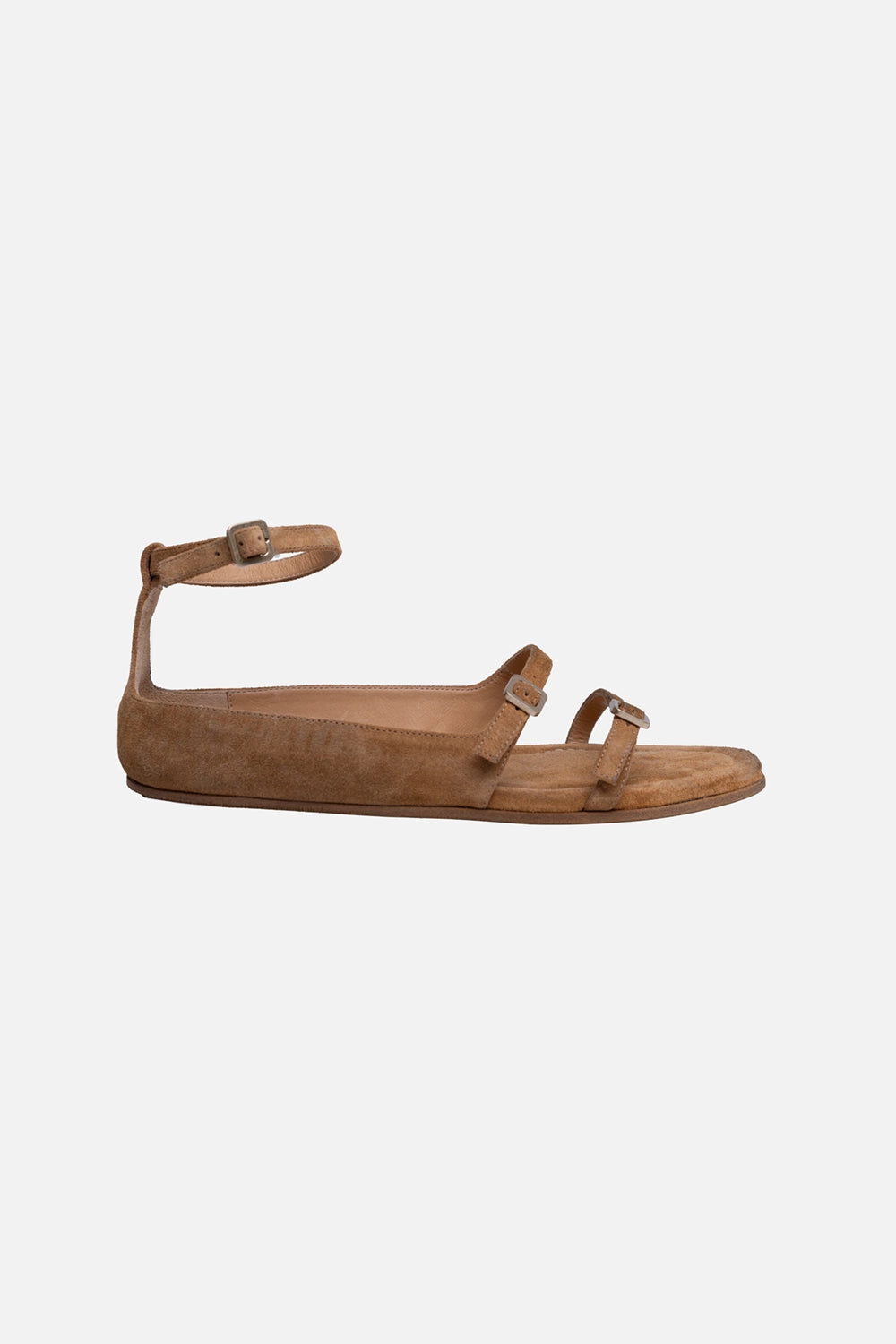 Traccia flat sandals in legno tan suede with slim straps, side view